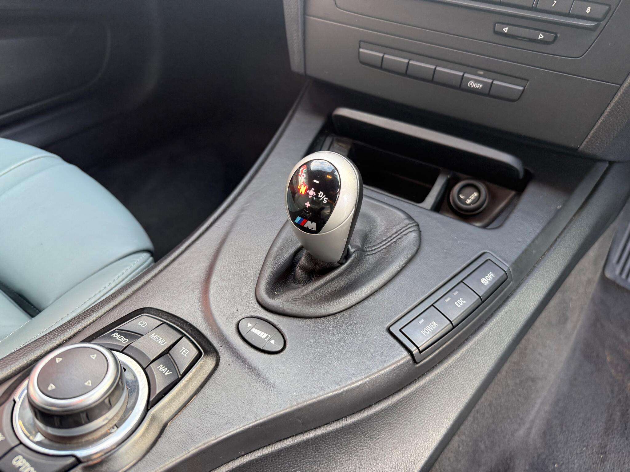 2012 BMW M3 2012 BMW M3