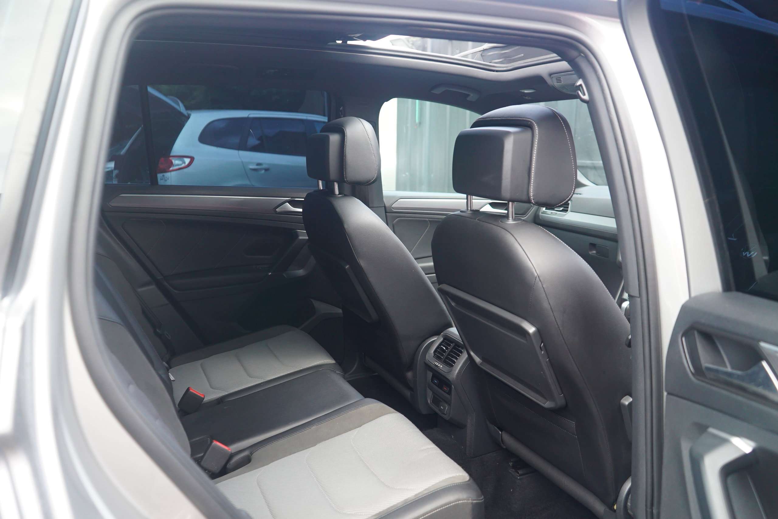 2017 VOLKSWAGEN TIGUAN 2017 VOLKSWAGEN TIGUAN