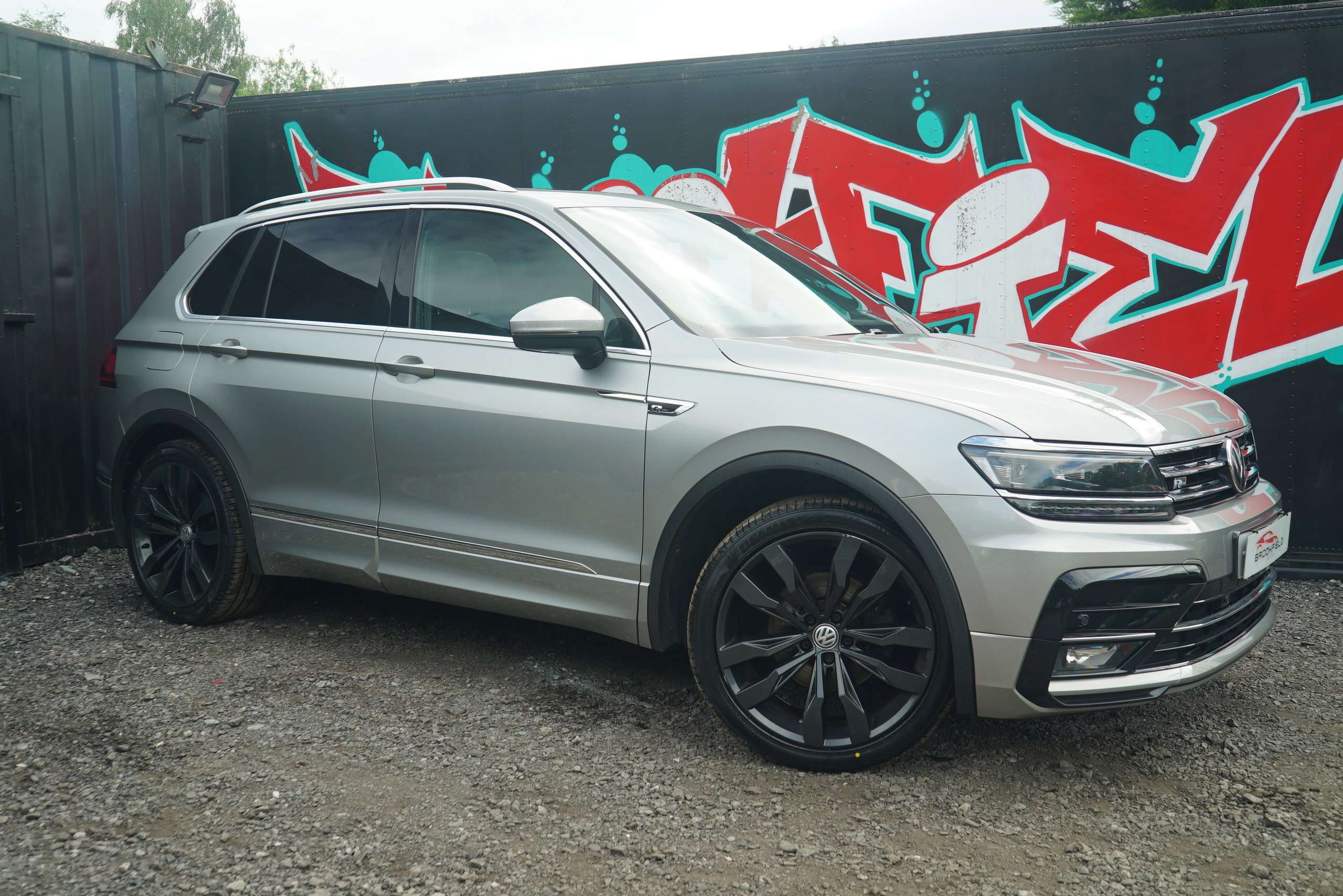 2017 VOLKSWAGEN TIGUAN 2017 VOLKSWAGEN TIGUAN