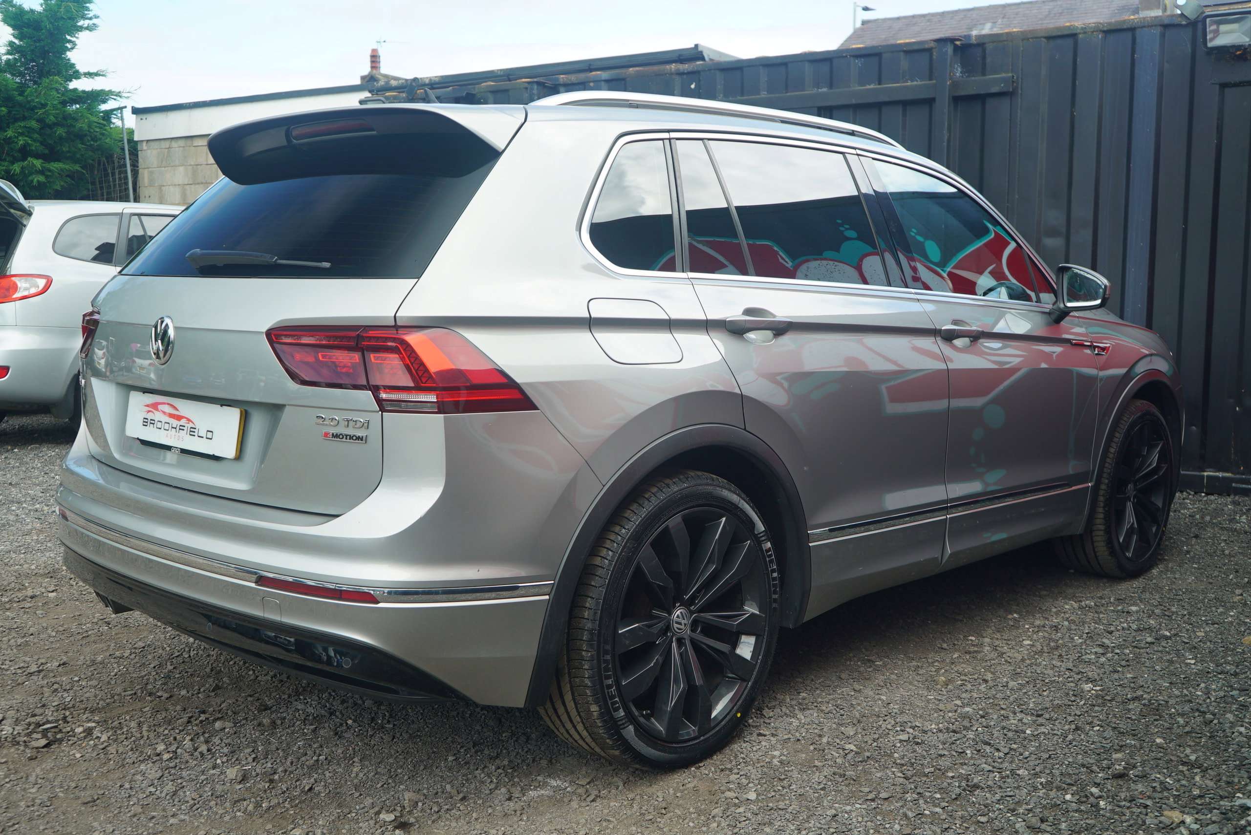 2017 VOLKSWAGEN TIGUAN 2017 VOLKSWAGEN TIGUAN