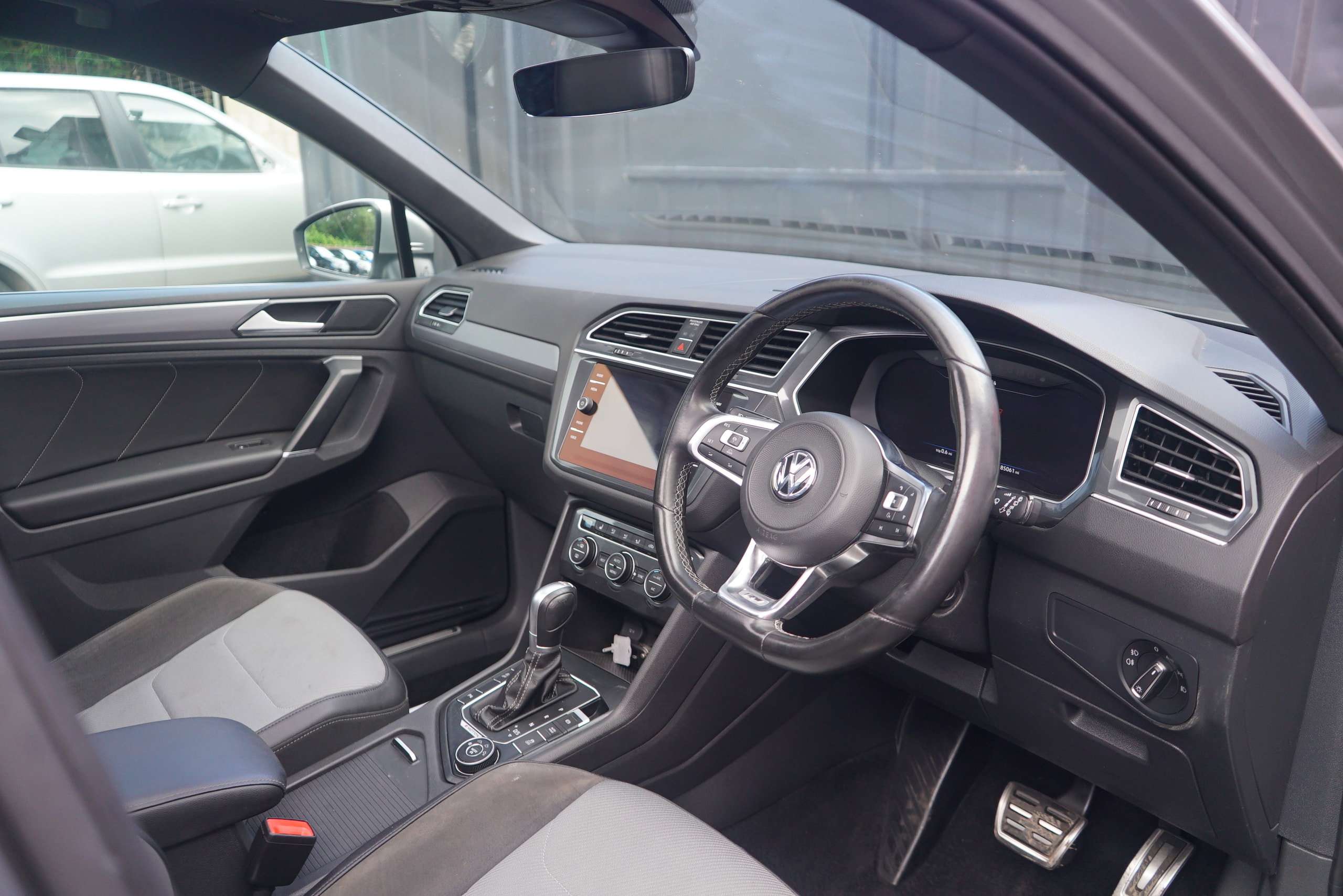 2017 VOLKSWAGEN TIGUAN 2017 VOLKSWAGEN TIGUAN
