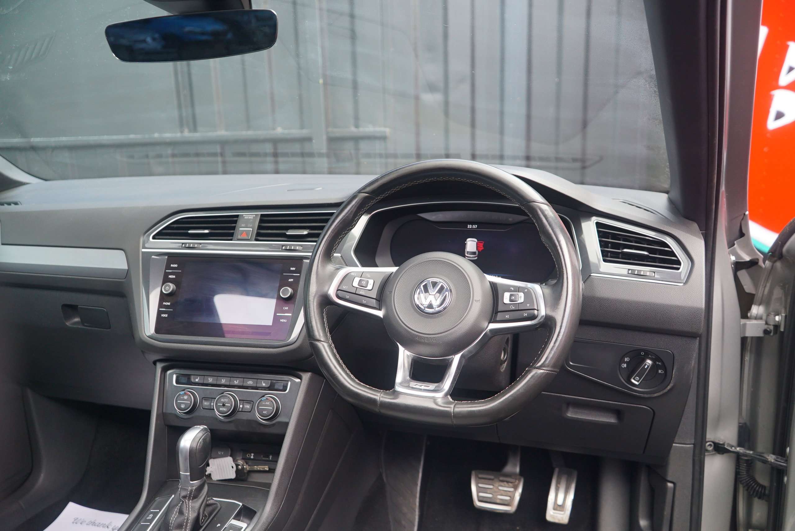 2017 VOLKSWAGEN TIGUAN 2017 VOLKSWAGEN TIGUAN