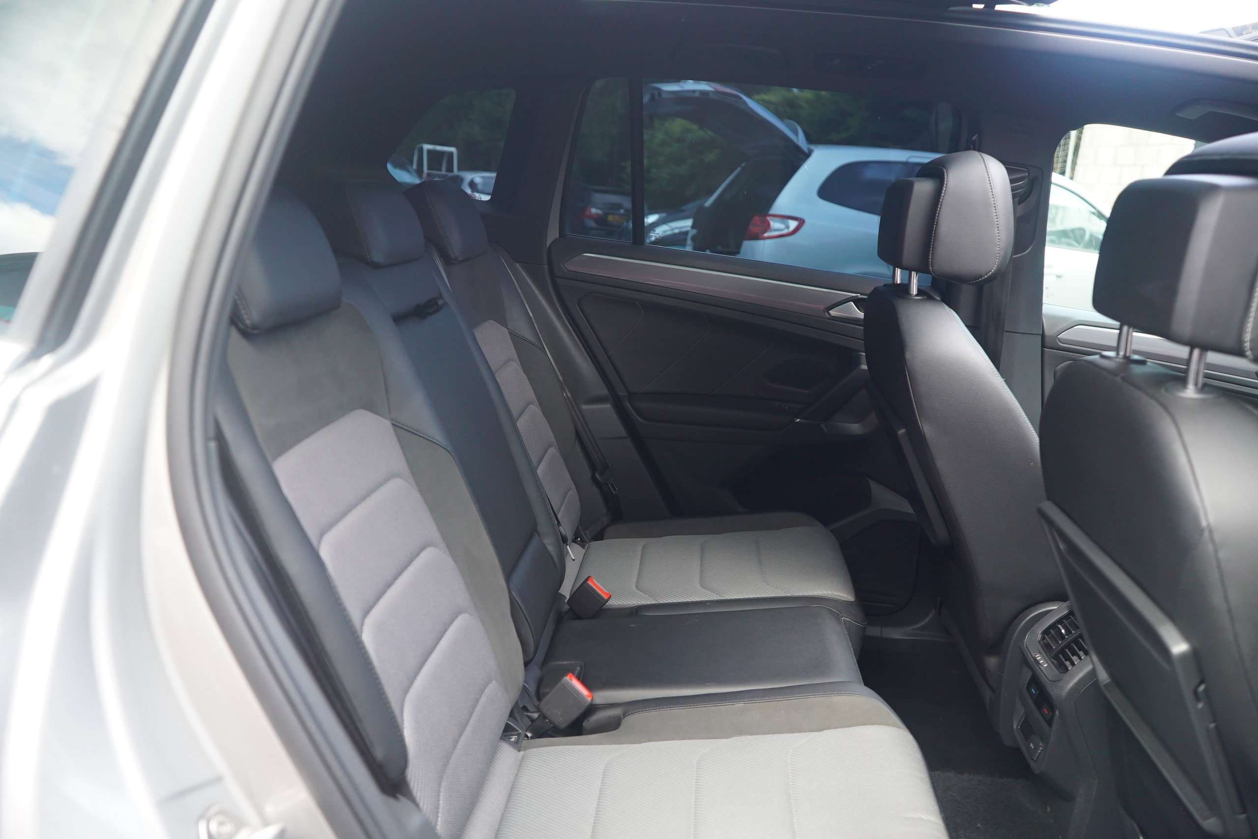 2017 VOLKSWAGEN TIGUAN 2017 VOLKSWAGEN TIGUAN