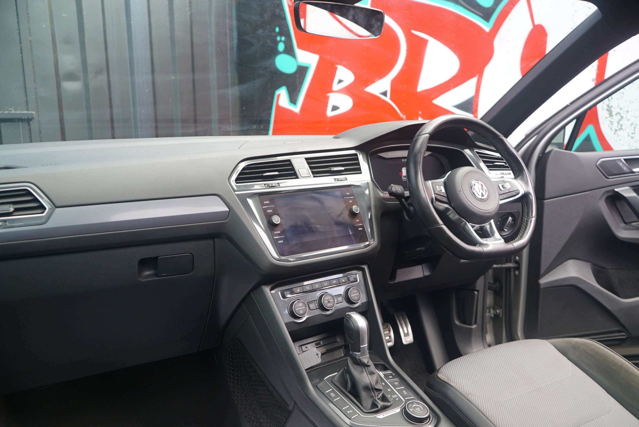 2017 VOLKSWAGEN TIGUAN 2017 VOLKSWAGEN TIGUAN