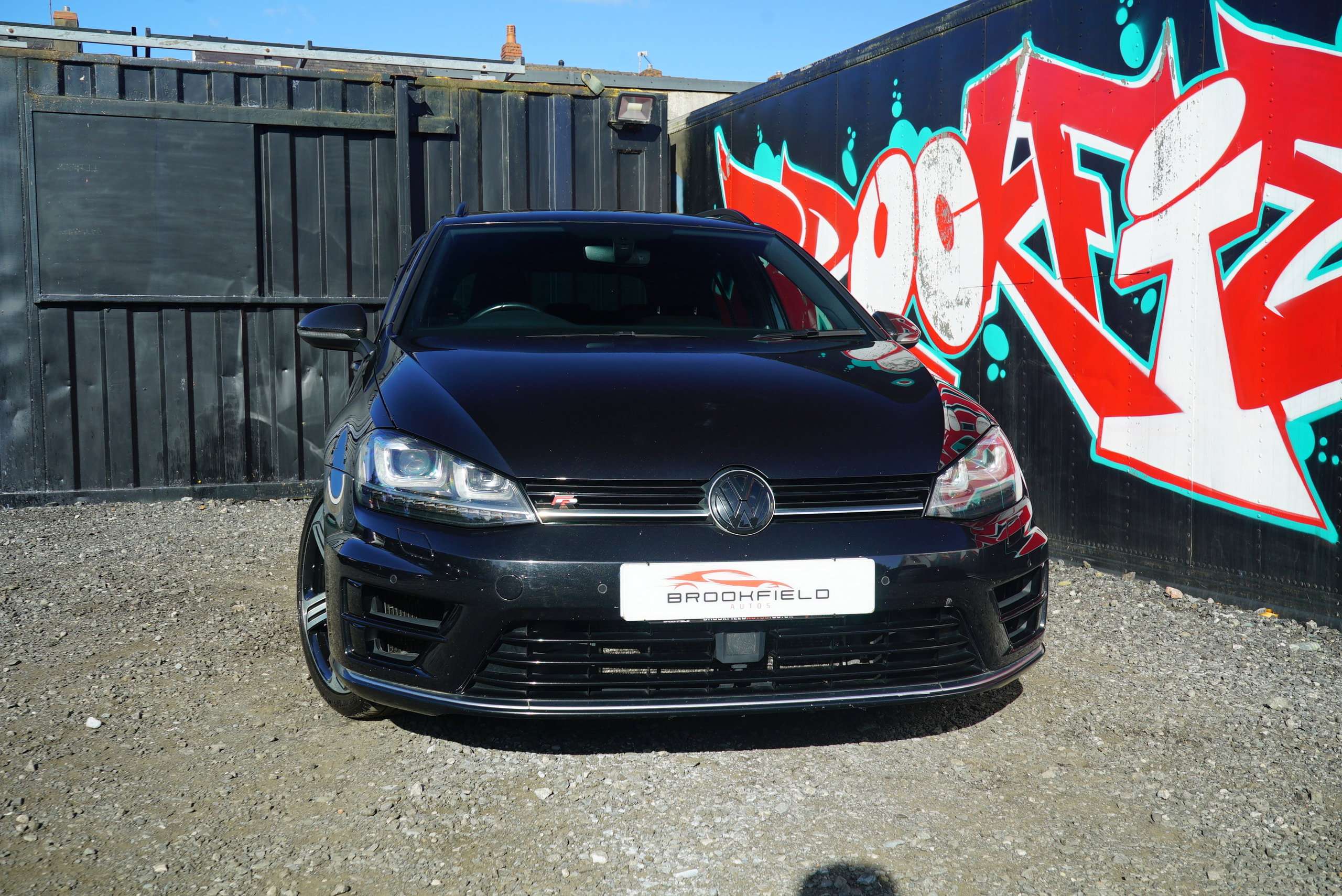 A 2017 VOLKSWAGEN GOLF 2.0 TSI BlueMotion Tech R Estate 5dr Petrol DSG 4MOTION Euro 6 (s/s) (300 ps) A 2017 VOLKSWAGEN GOLF 2.0 TSI BlueMotion Tech R Estate 5dr Petrol DSG 4MOTION Euro 6 (s/s) (300 ps)