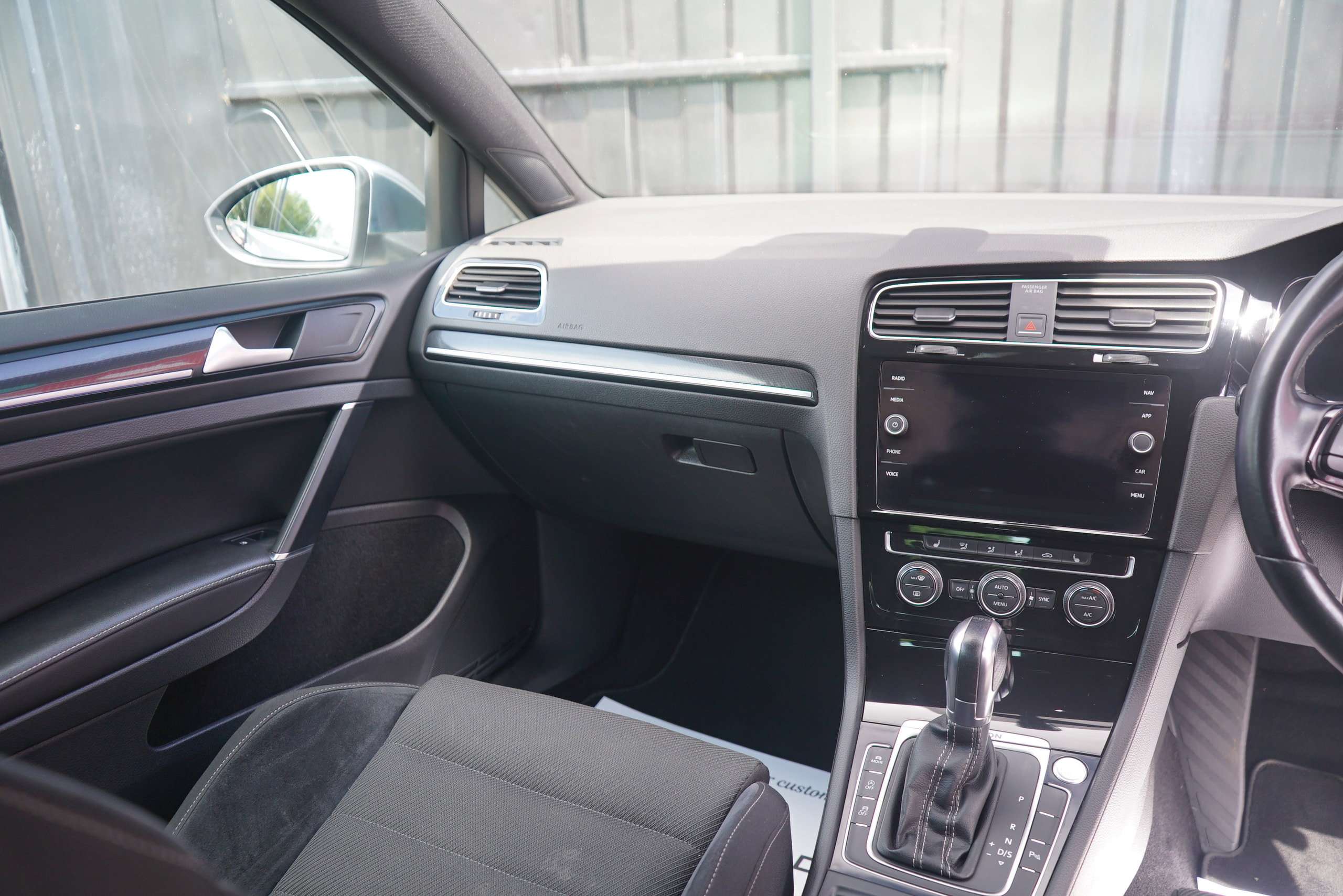 2017 VOLKSWAGEN GOLF 2017 VOLKSWAGEN GOLF