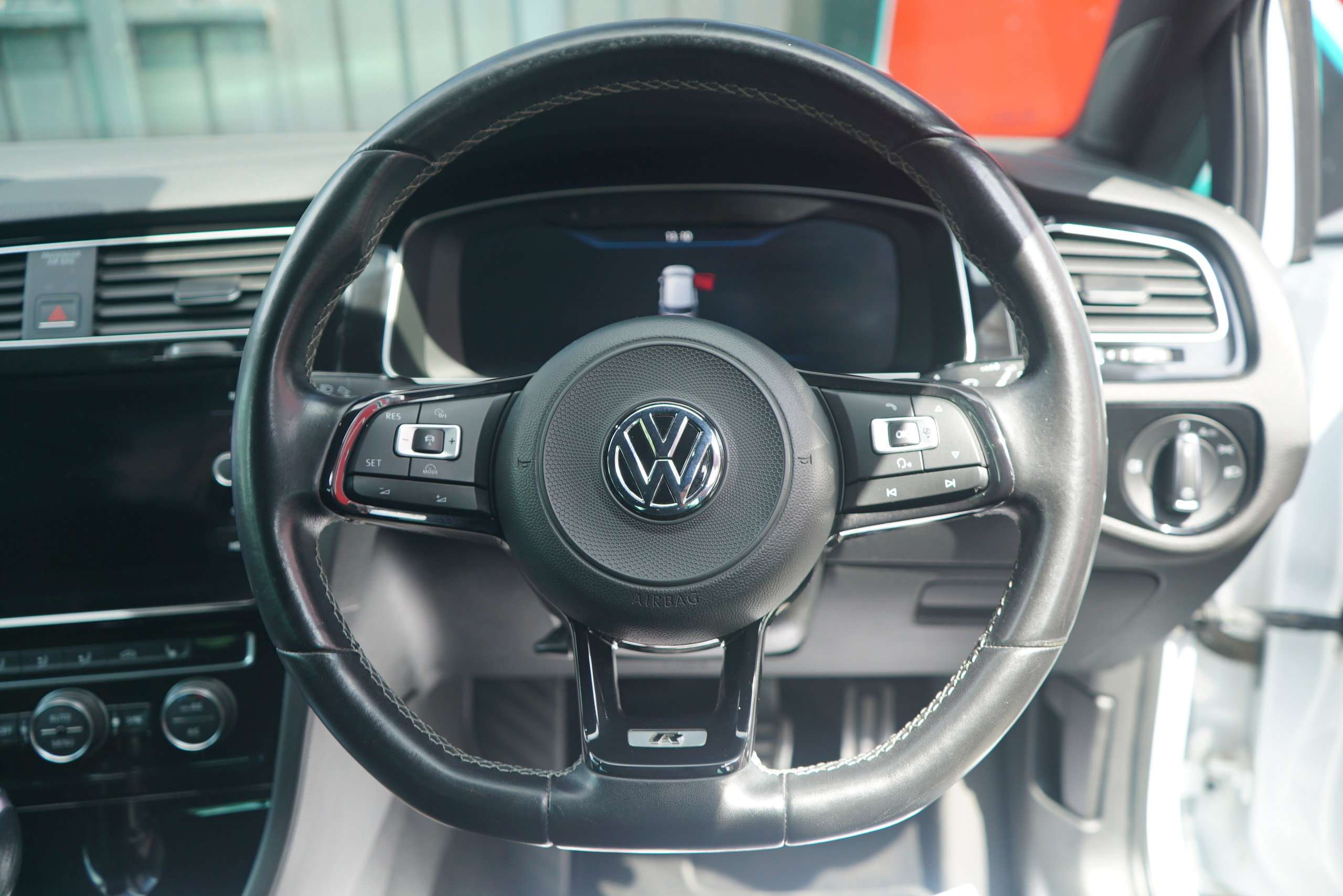 2017 VOLKSWAGEN GOLF 2017 VOLKSWAGEN GOLF