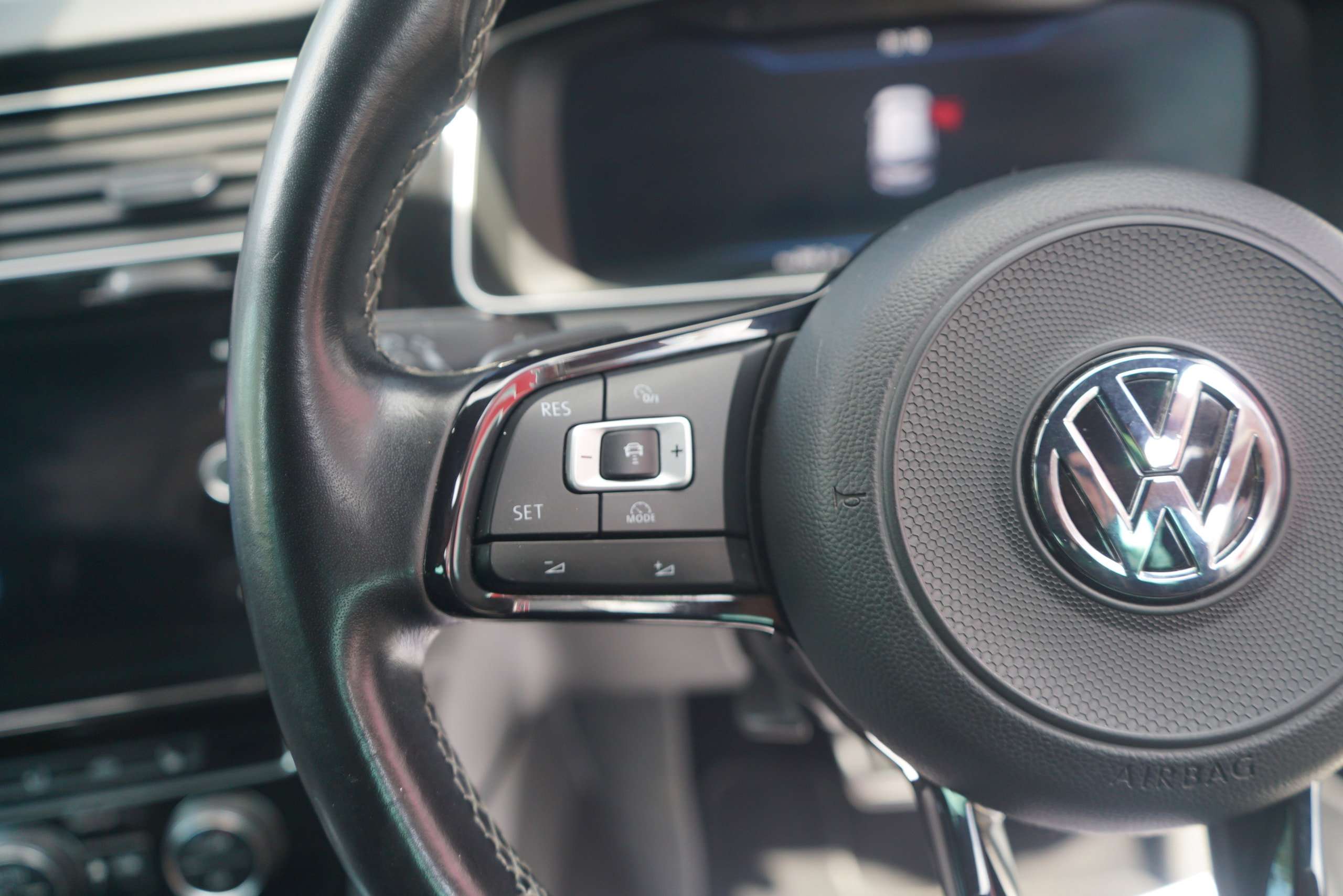 2017 VOLKSWAGEN GOLF 2017 VOLKSWAGEN GOLF