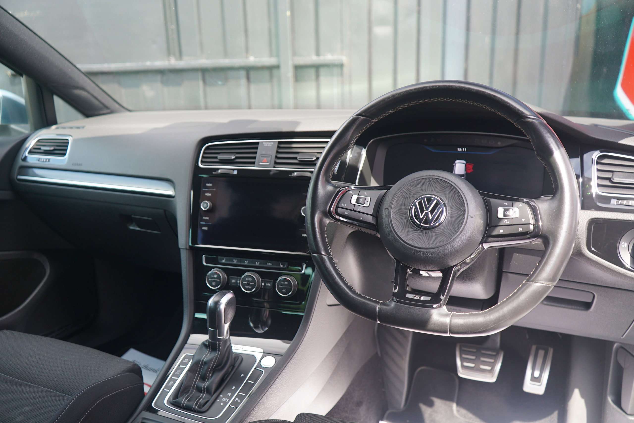 2017 VOLKSWAGEN GOLF 2017 VOLKSWAGEN GOLF