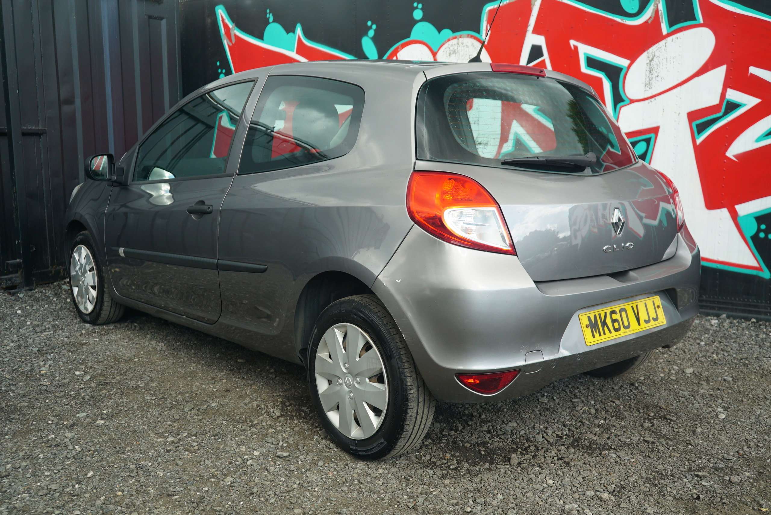 2010 RENAULT CLIO 2010 RENAULT CLIO