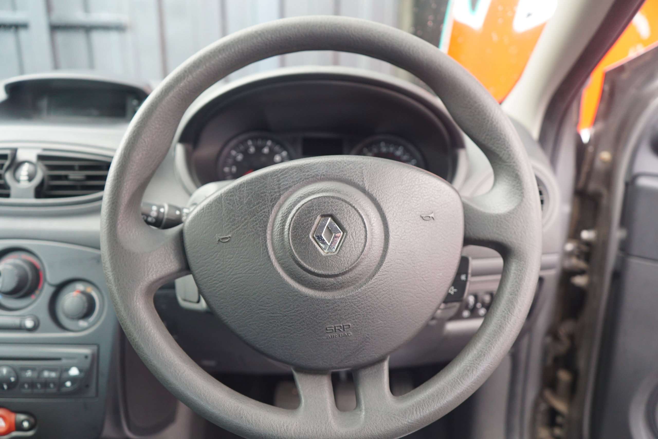 2010 RENAULT CLIO 2010 RENAULT CLIO
