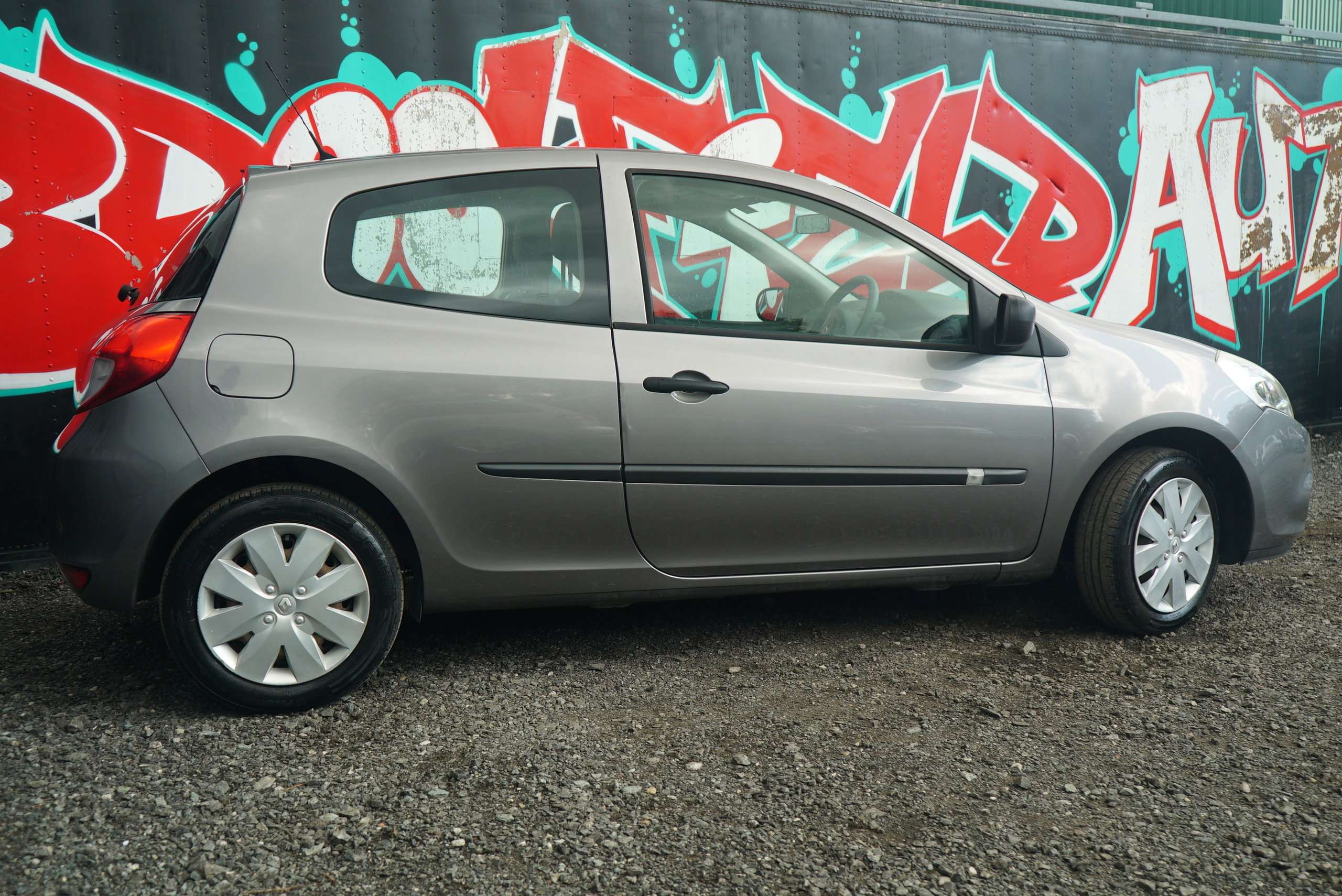 2010 RENAULT CLIO 2010 RENAULT CLIO