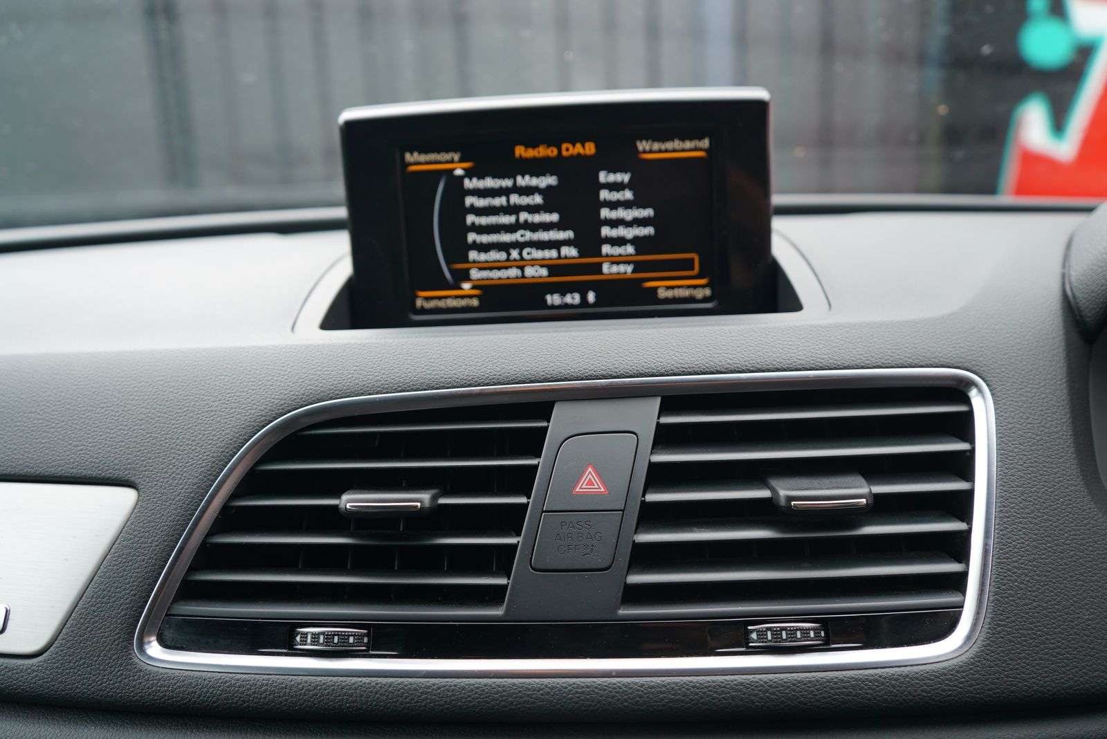 2015 AUDI Q3 2015 AUDI Q3