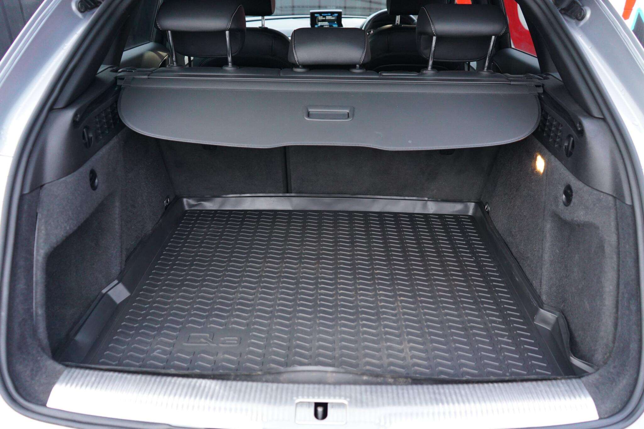 2015 AUDI Q3 2015 AUDI Q3