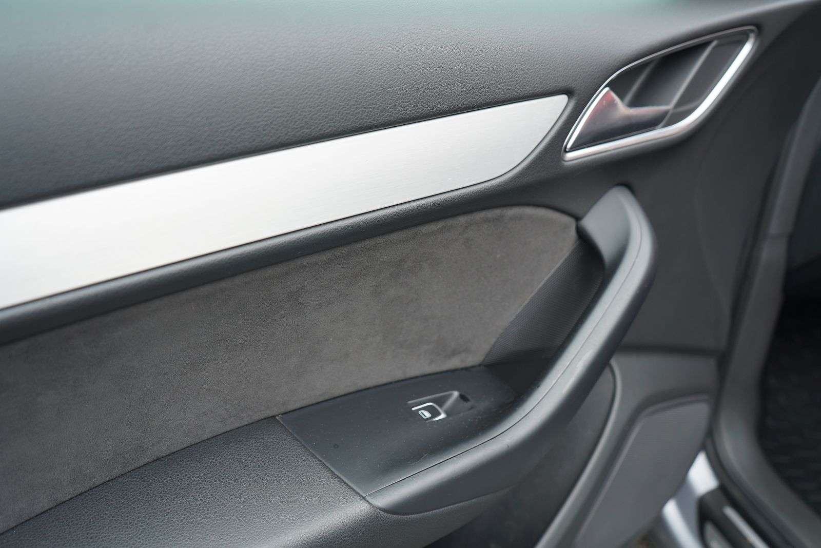 2015 AUDI Q3 2015 AUDI Q3