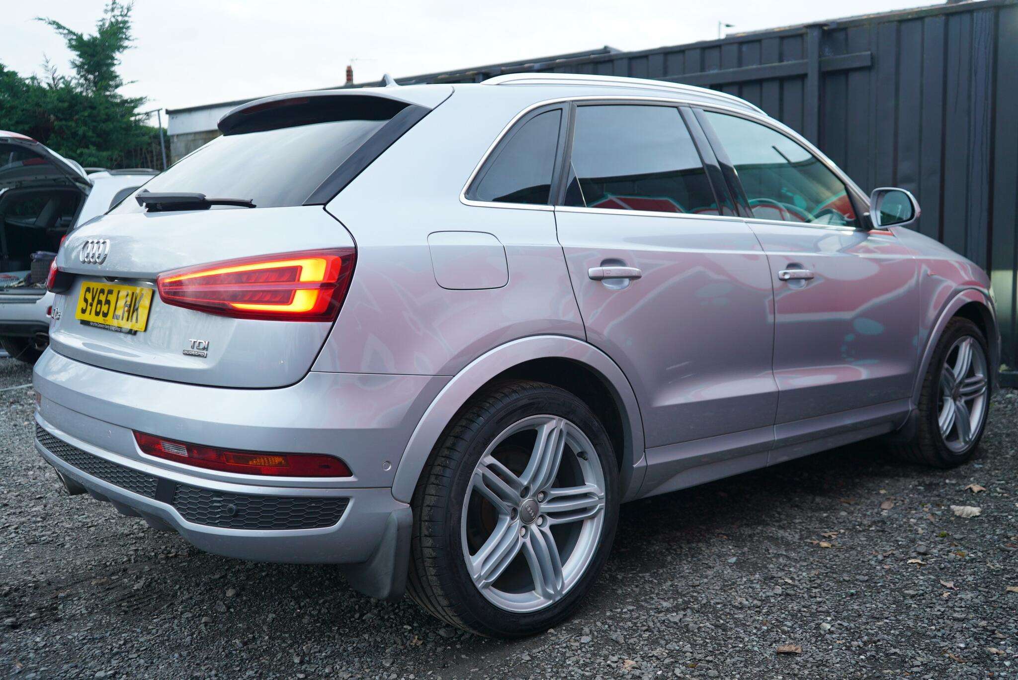 2015 AUDI Q3 2015 AUDI Q3