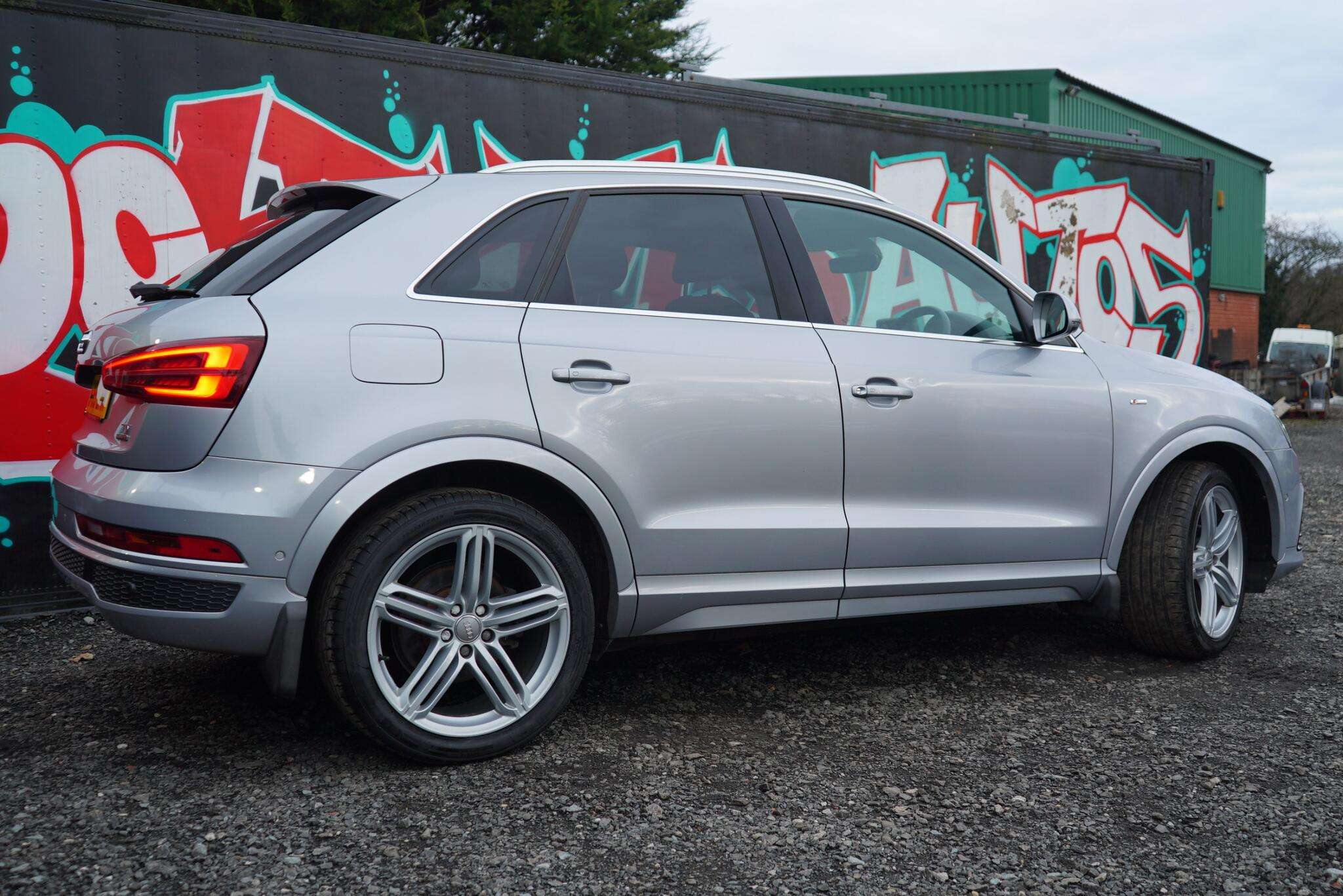 2015 AUDI Q3 2015 AUDI Q3