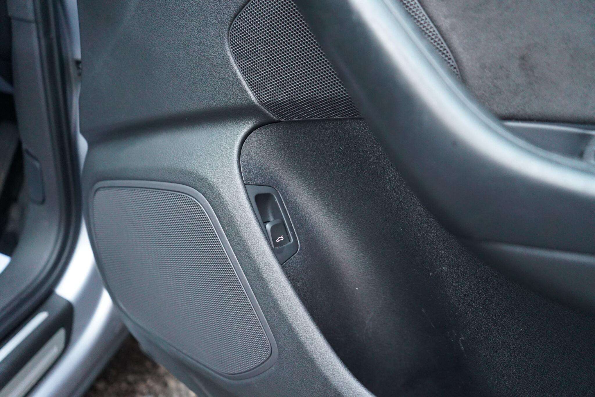 2015 AUDI Q3 2015 AUDI Q3