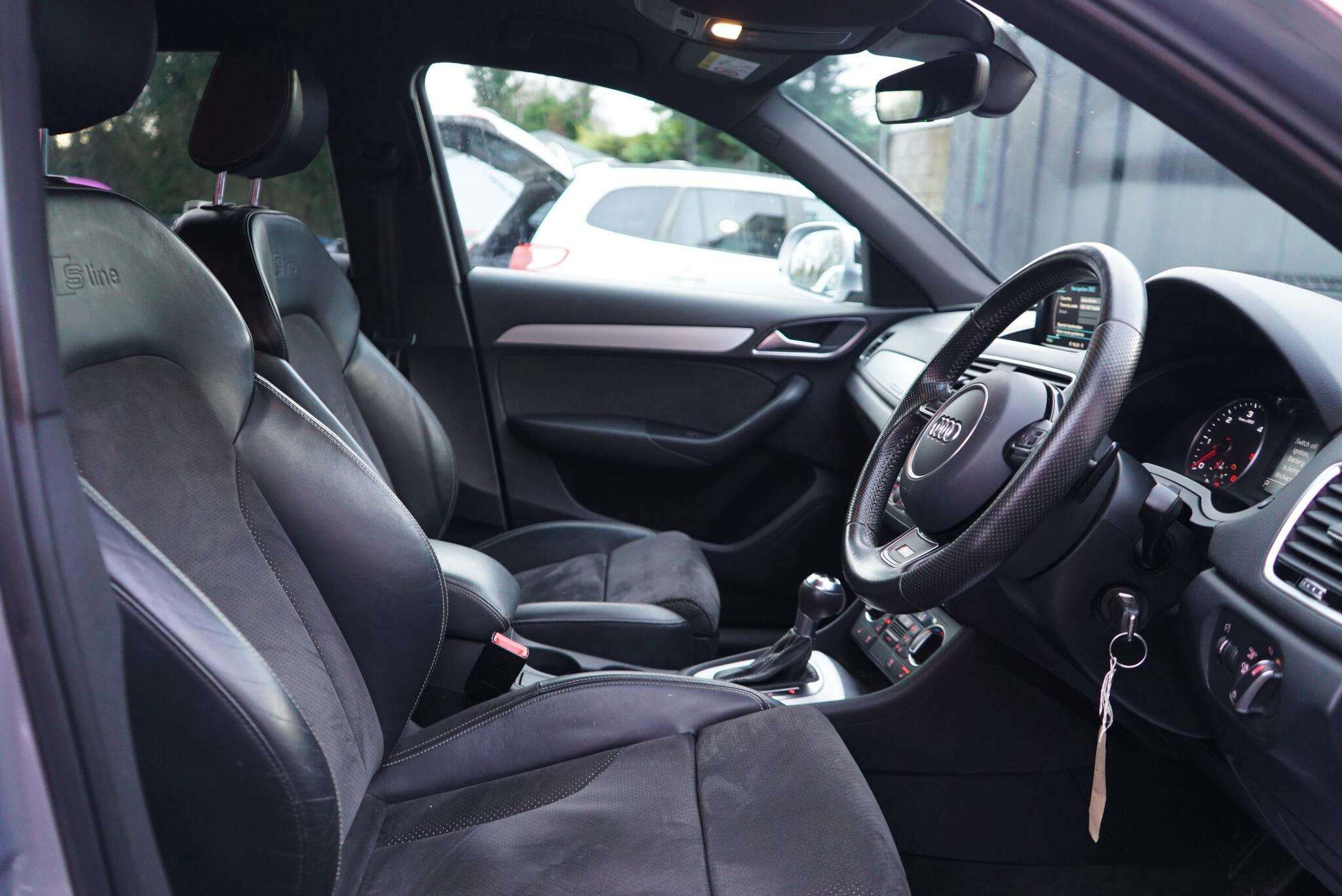 2015 AUDI Q3 2015 AUDI Q3