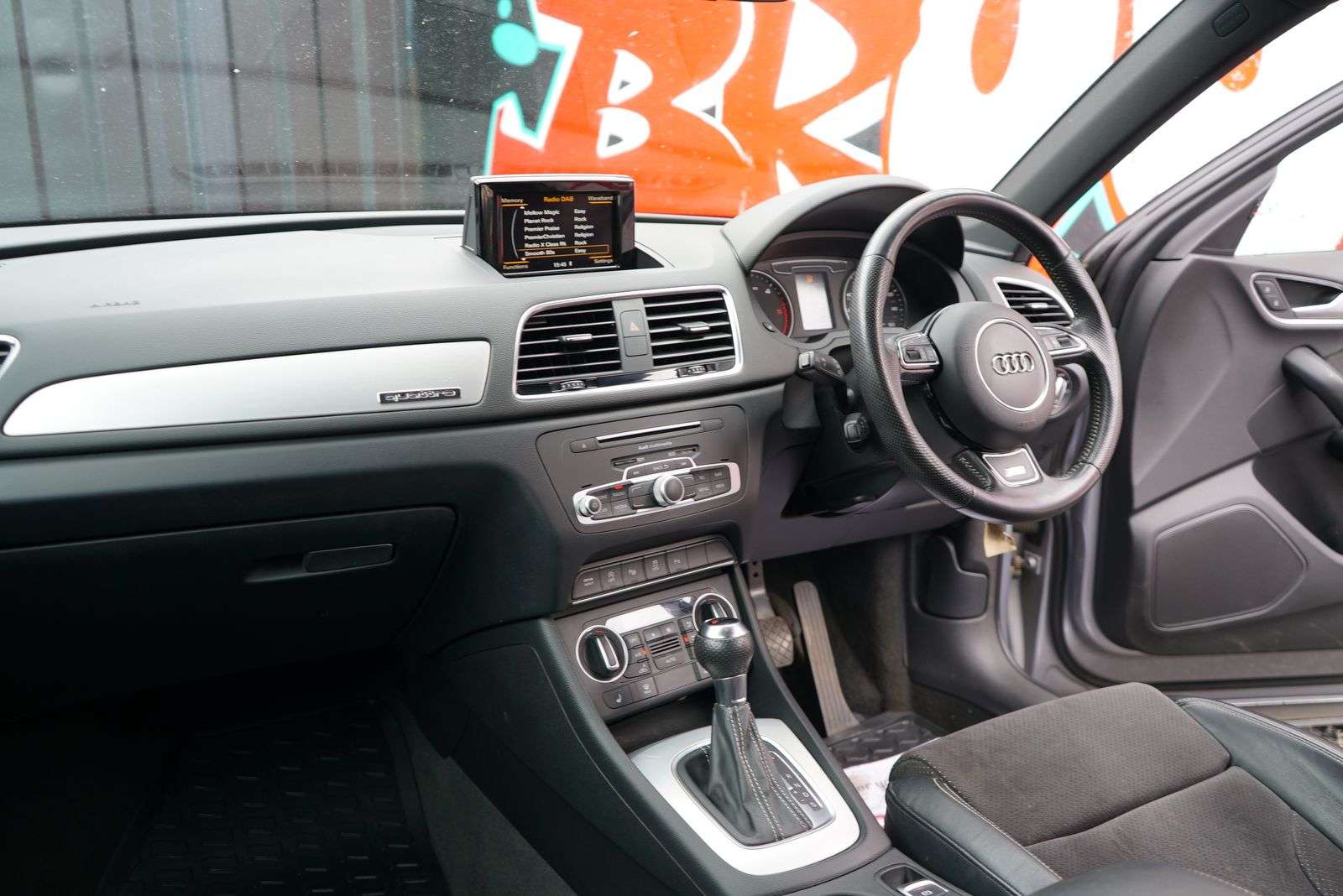 2015 AUDI Q3 2015 AUDI Q3
