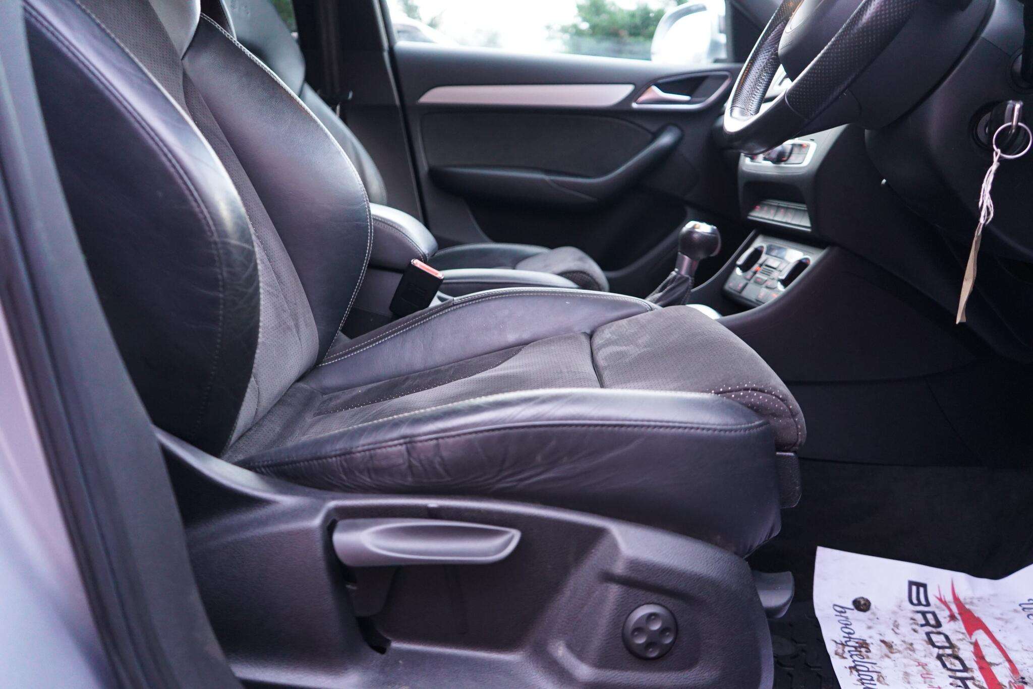 2015 AUDI Q3 2015 AUDI Q3