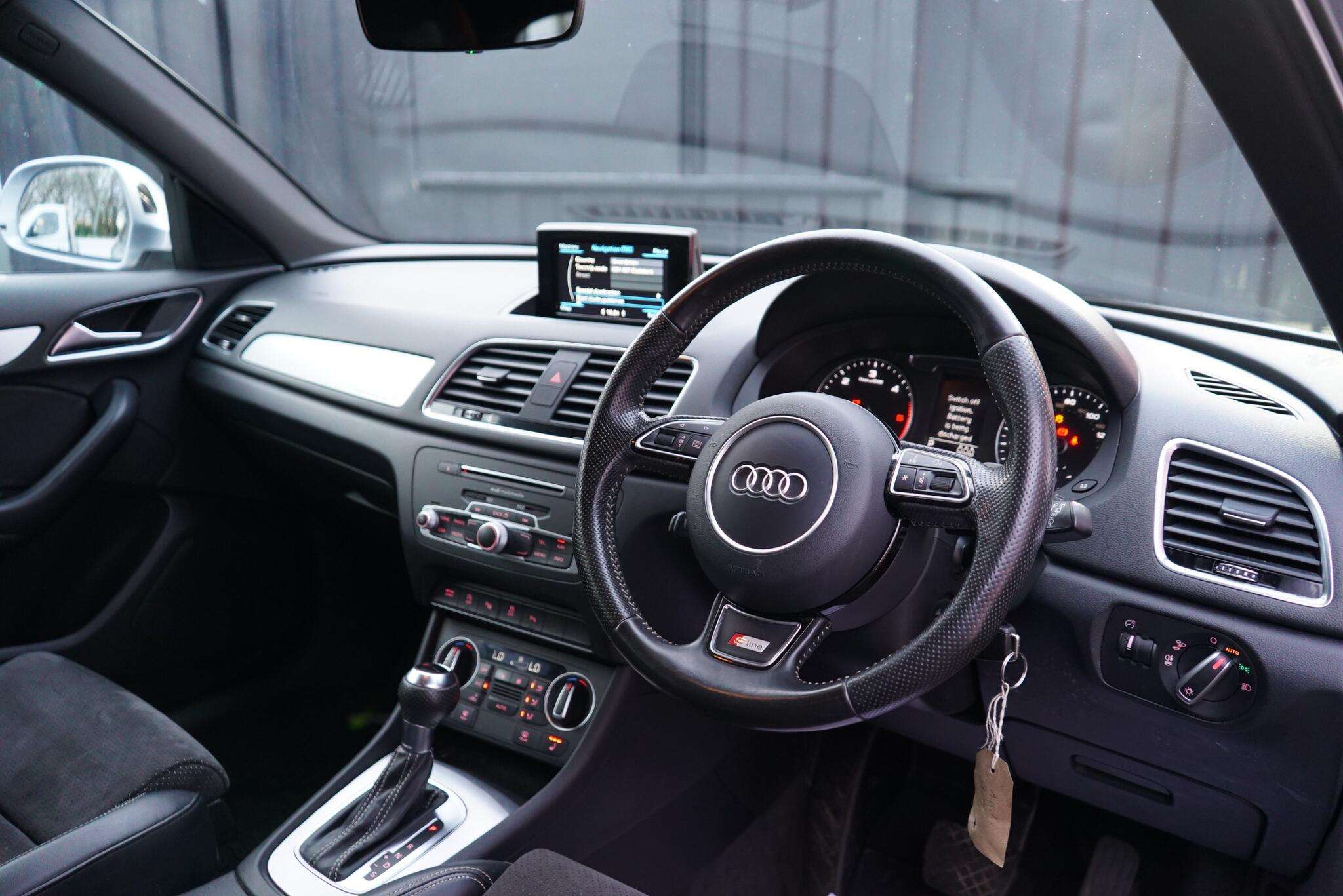 2015 AUDI Q3 2015 AUDI Q3