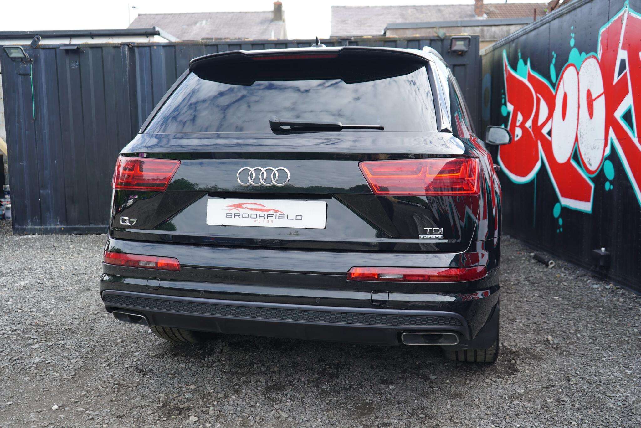 2016 AUDI Q7 2016 AUDI Q7