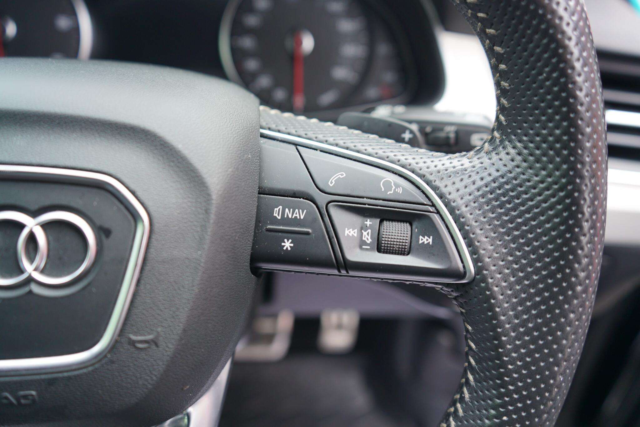 2016 AUDI Q7 2016 AUDI Q7
