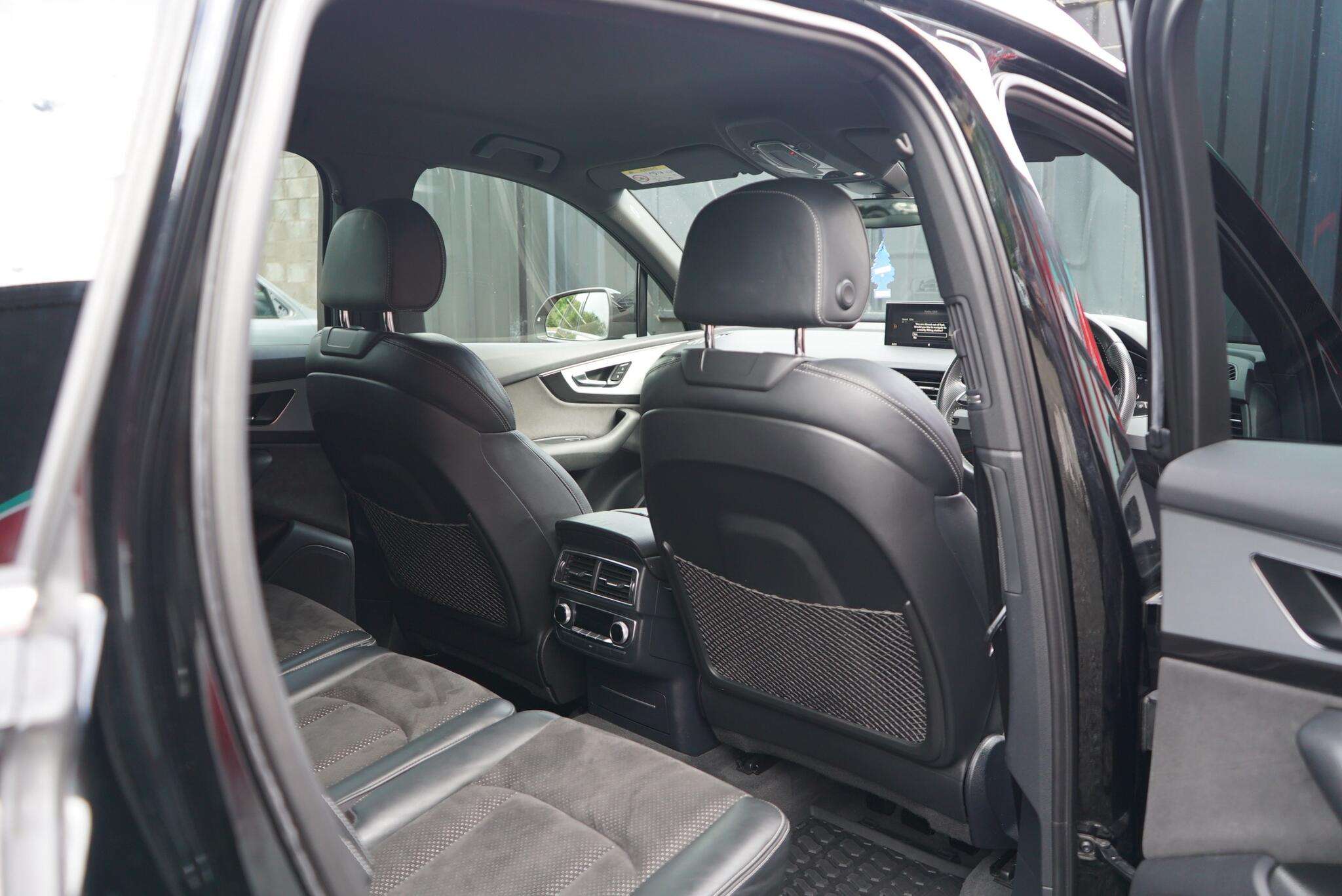 2016 AUDI Q7 2016 AUDI Q7