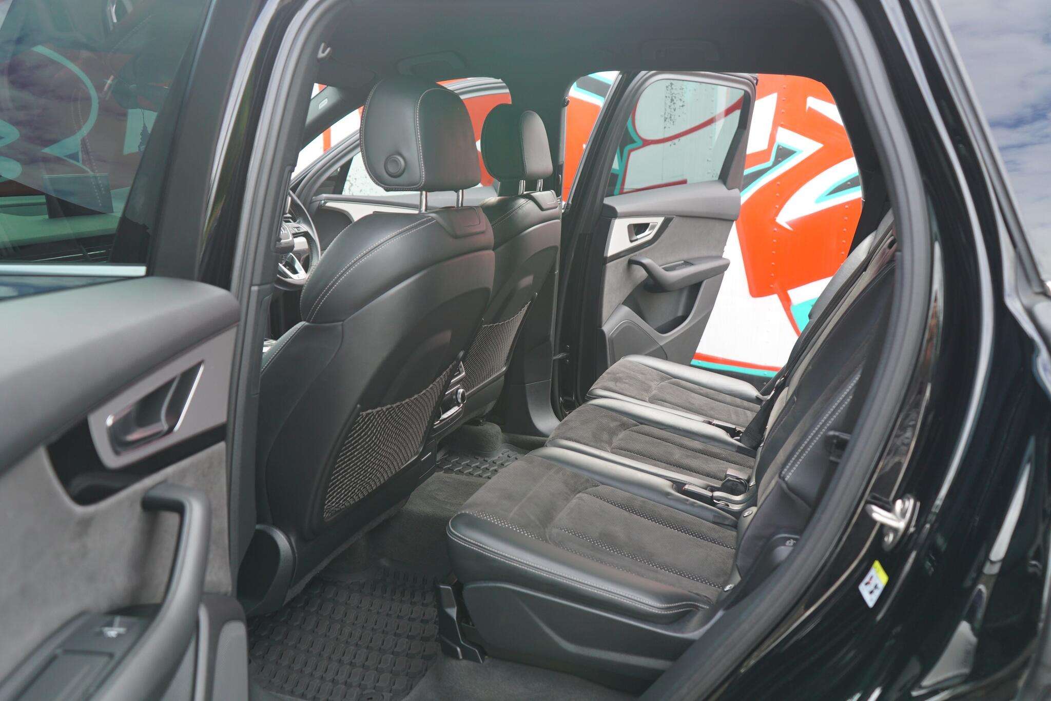 2016 AUDI Q7 2016 AUDI Q7