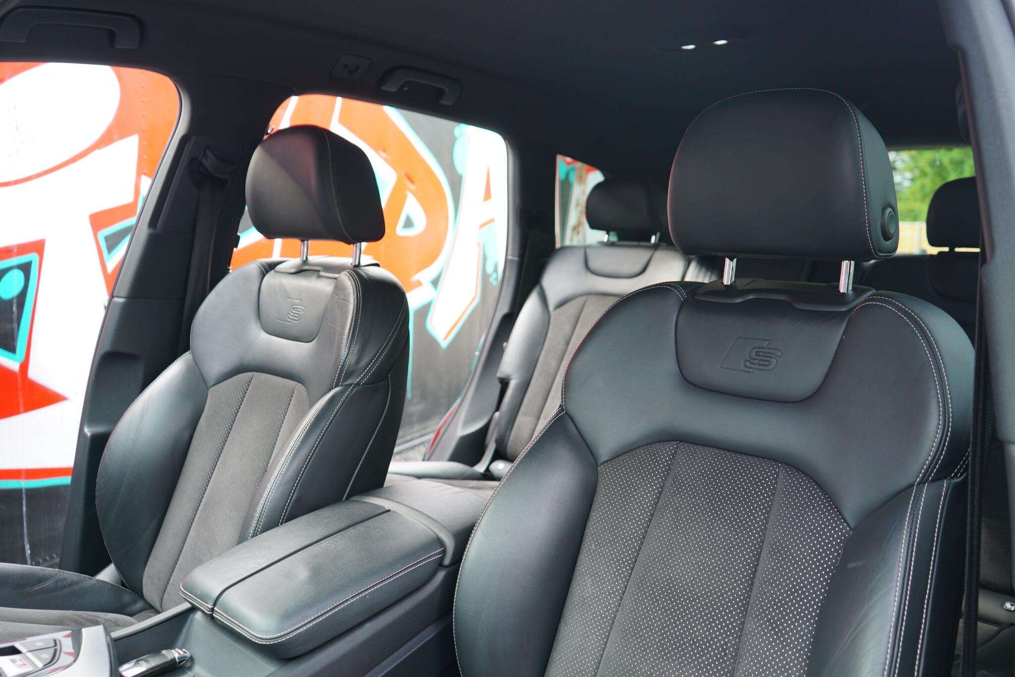 2016 AUDI Q7 2016 AUDI Q7
