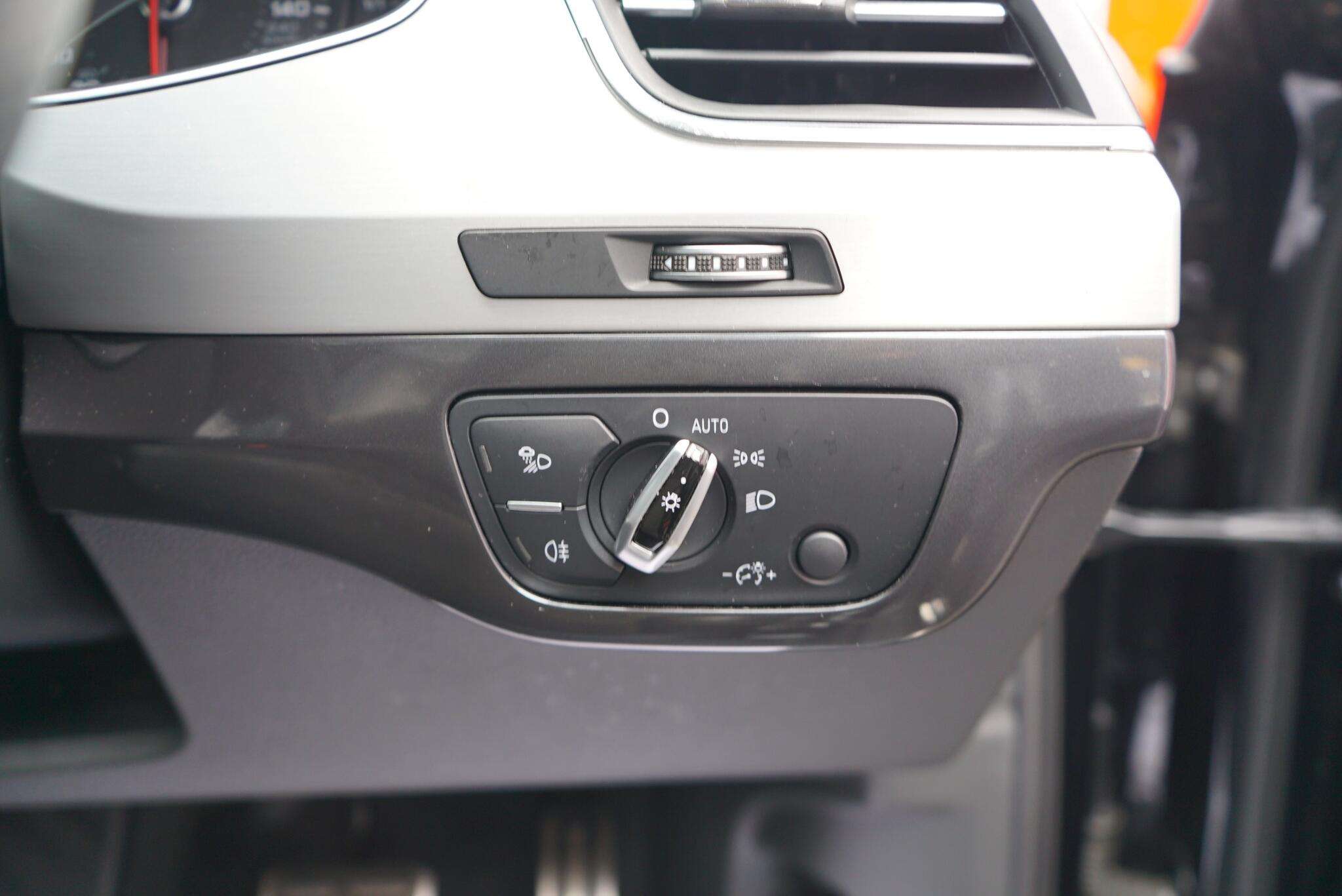2016 AUDI Q7 2016 AUDI Q7