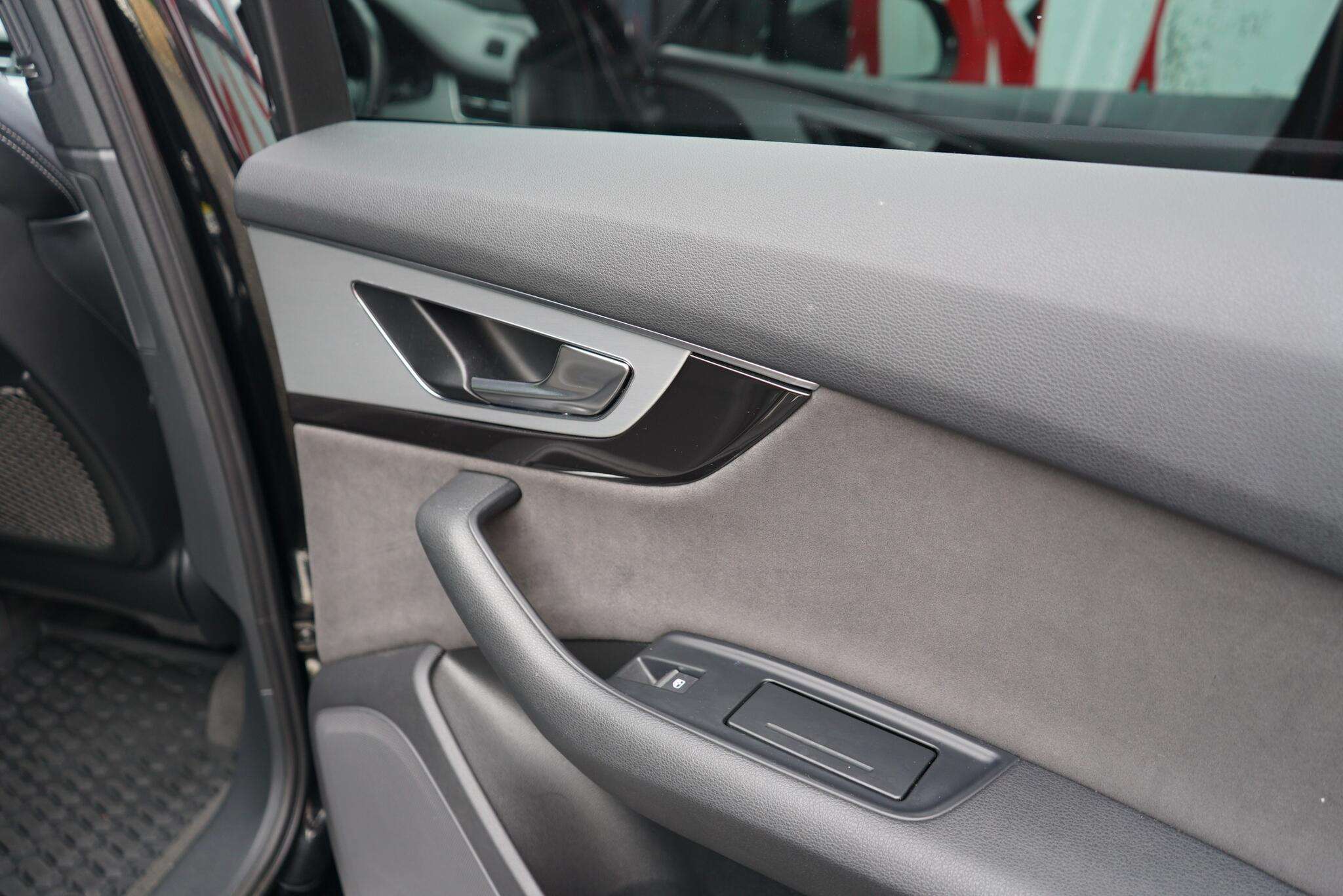 2016 AUDI Q7 2016 AUDI Q7