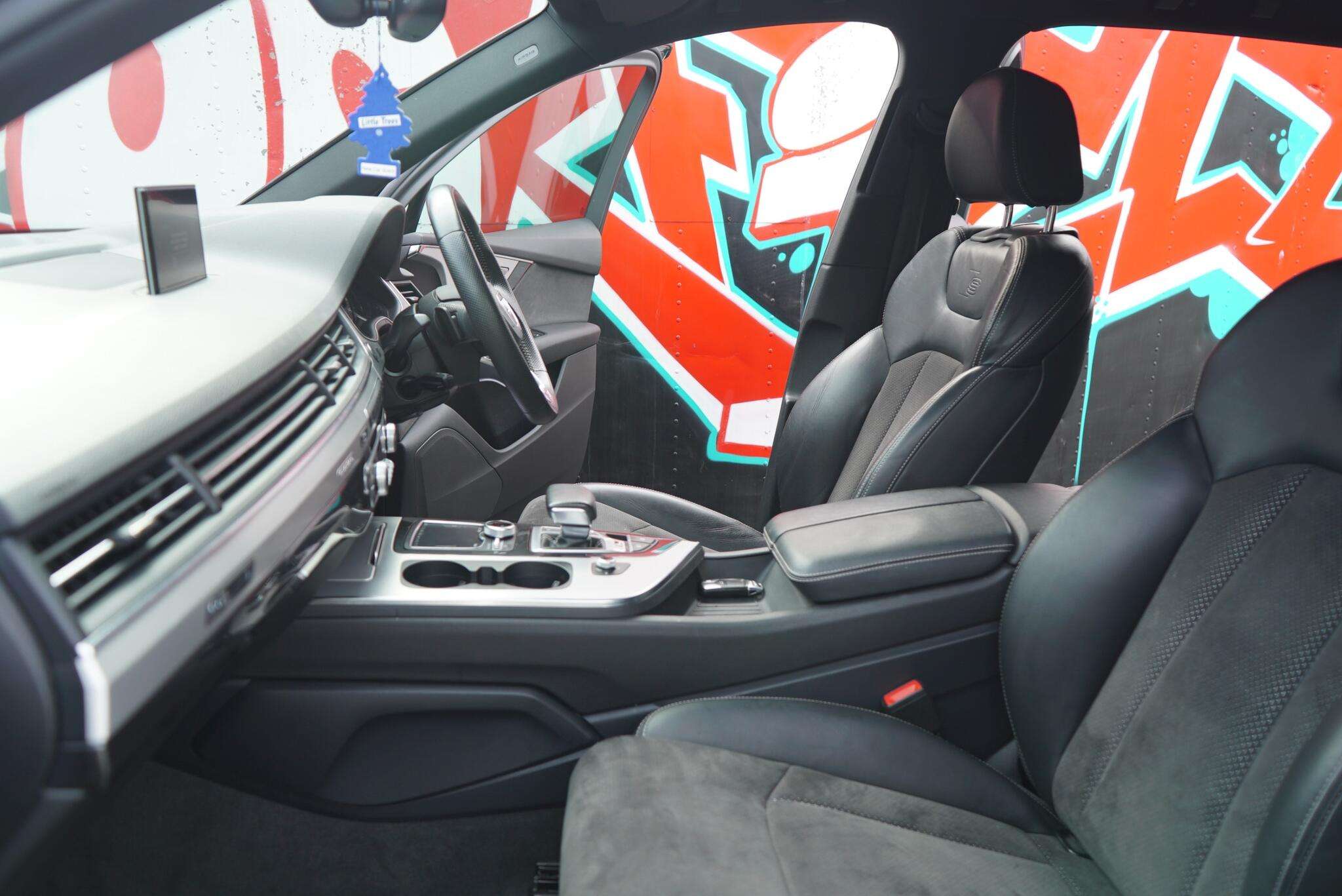 2016 AUDI Q7 2016 AUDI Q7