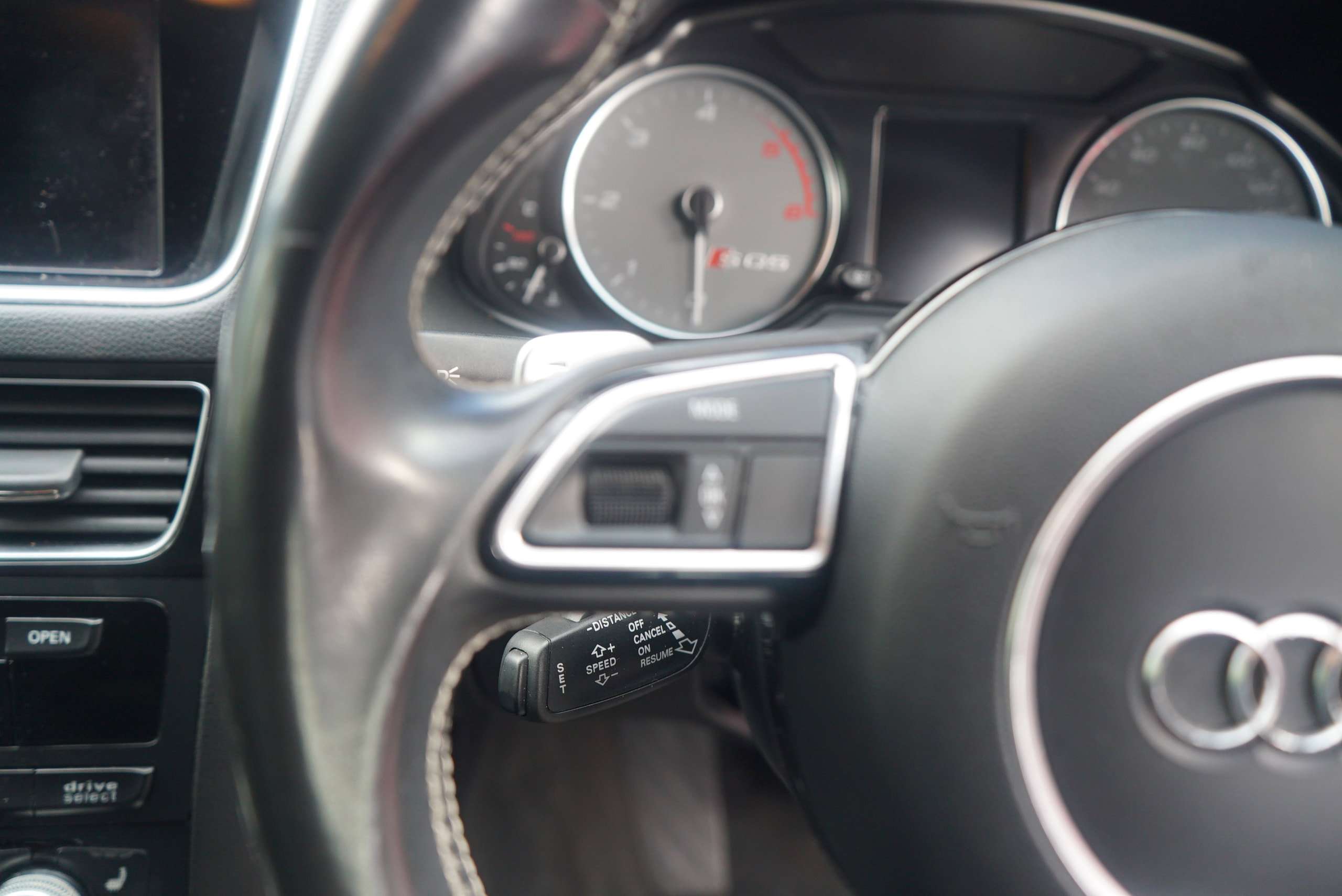 2016 AUDI SQ5 2016 AUDI SQ5