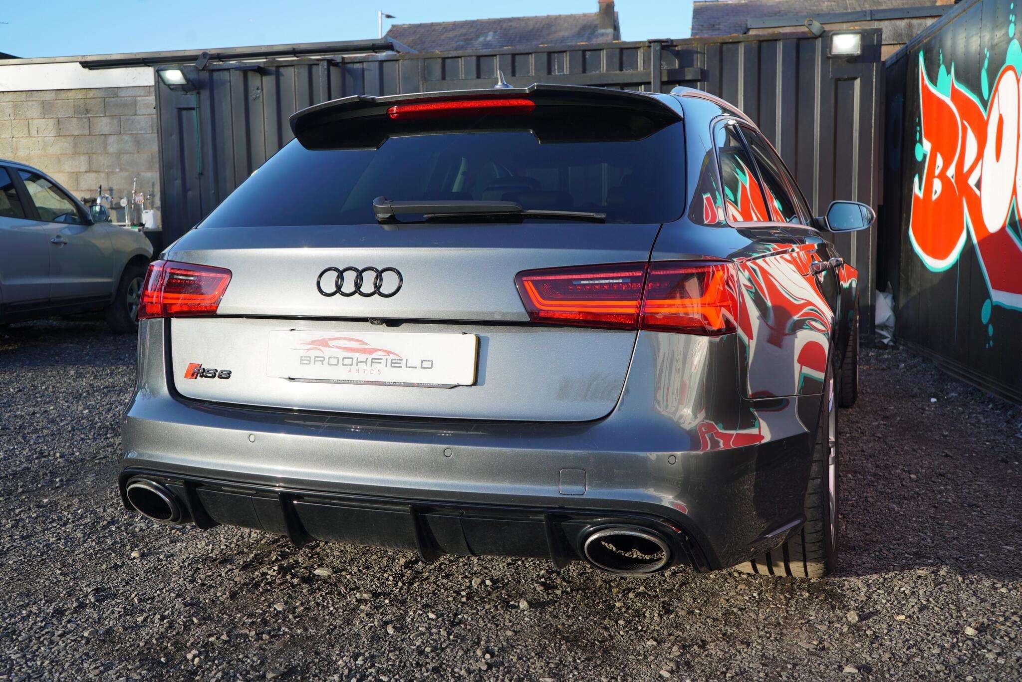 2015 AUDI RS6 AVANT 2015 AUDI RS6 AVANT