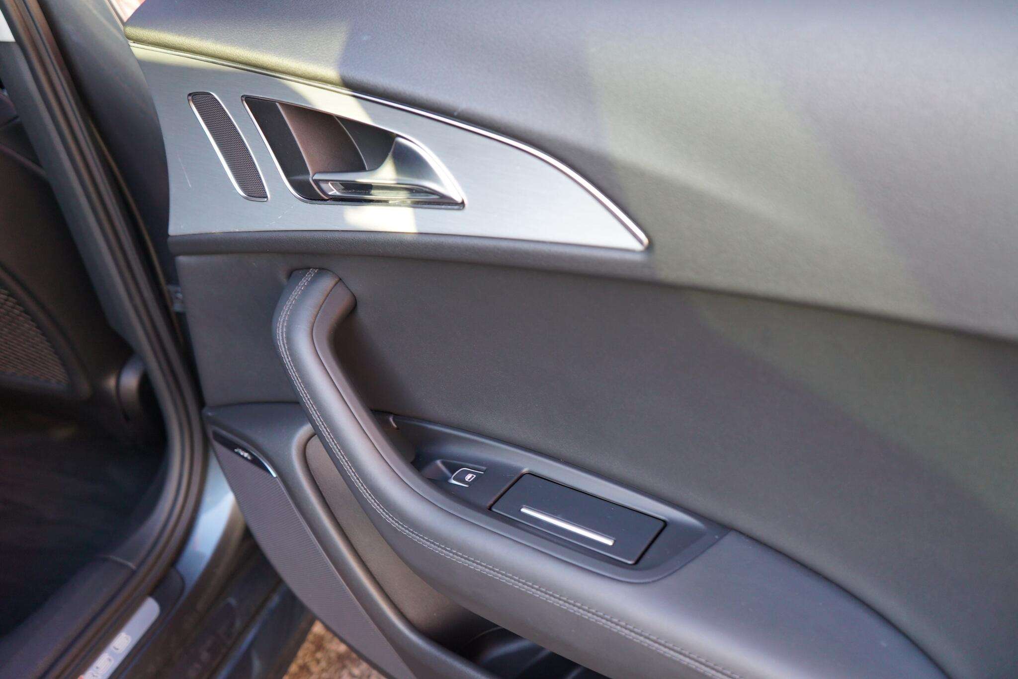 2015 AUDI RS6 AVANT 2015 AUDI RS6 AVANT