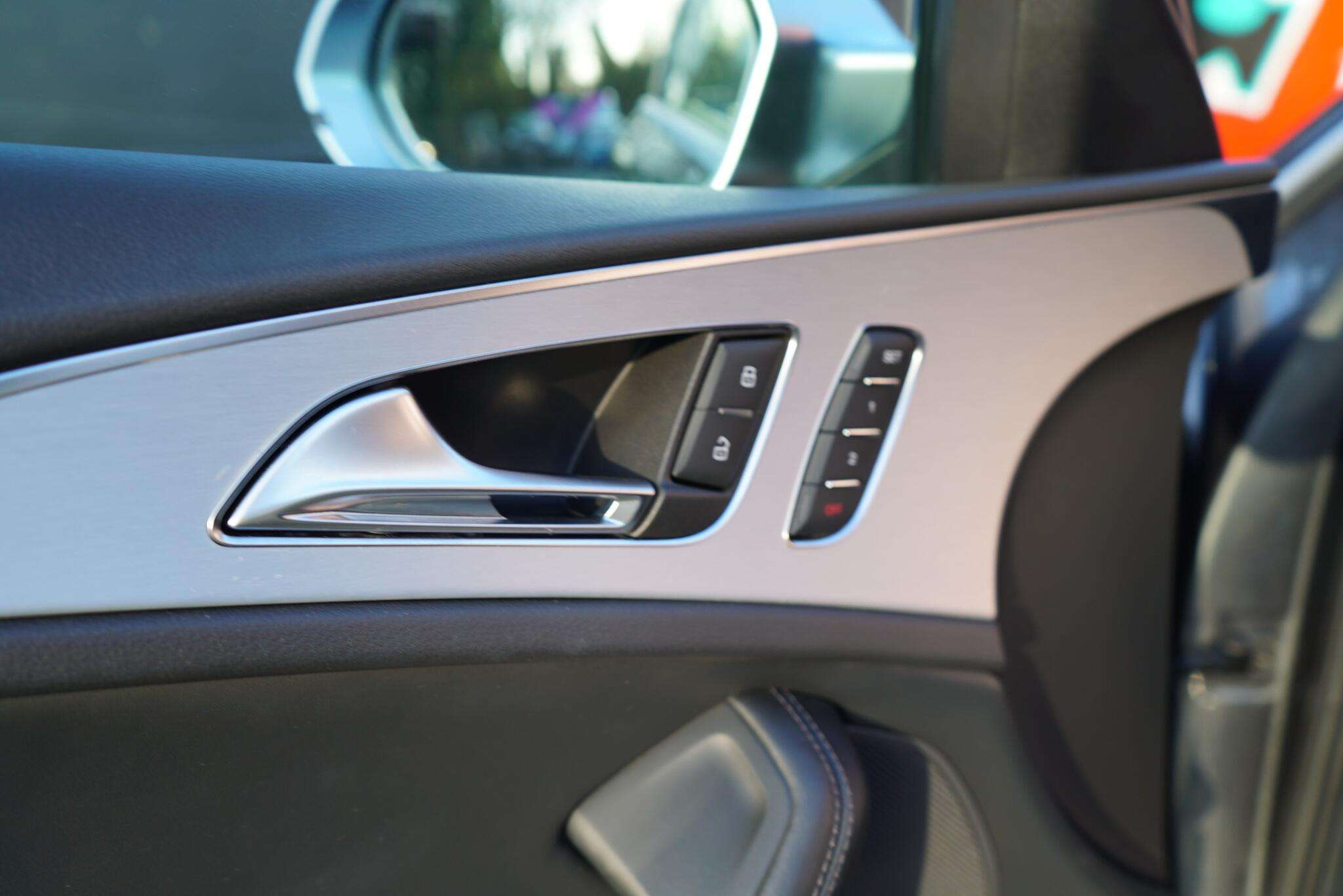 2015 AUDI RS6 AVANT 2015 AUDI RS6 AVANT