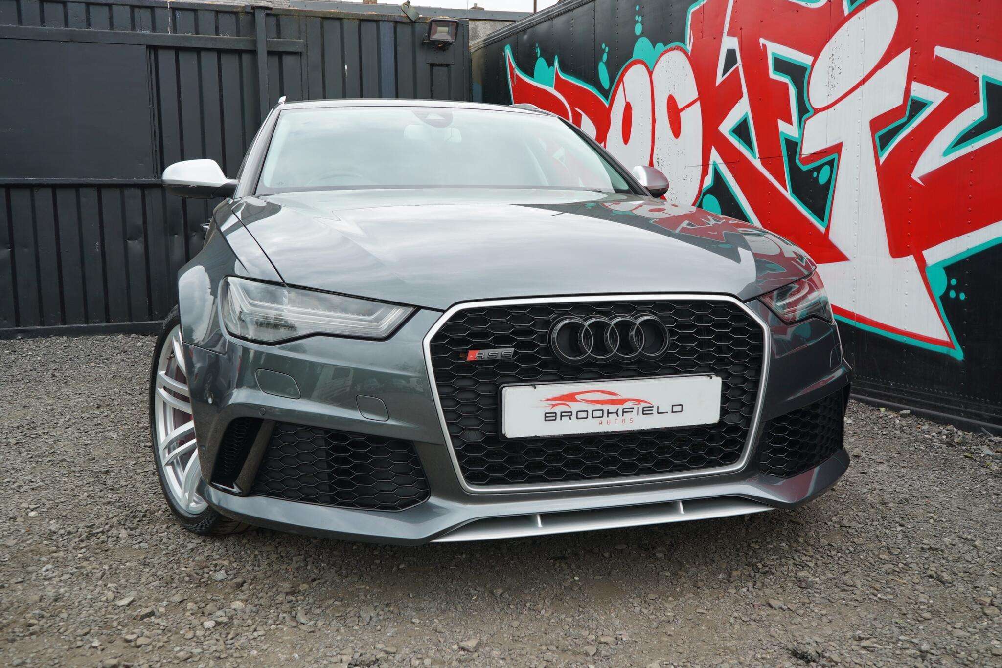 A 2015 AUDI RS6 AVANT 4.0 TFSI V8 Estate 5dr Petrol Tiptronic quattro Euro 6 (s/s) (560 ps) A 2015 AUDI RS6 AVANT 4.0 TFSI V8 Estate 5dr Petrol Tiptronic quattro Euro 6 (s/s) (560 ps)