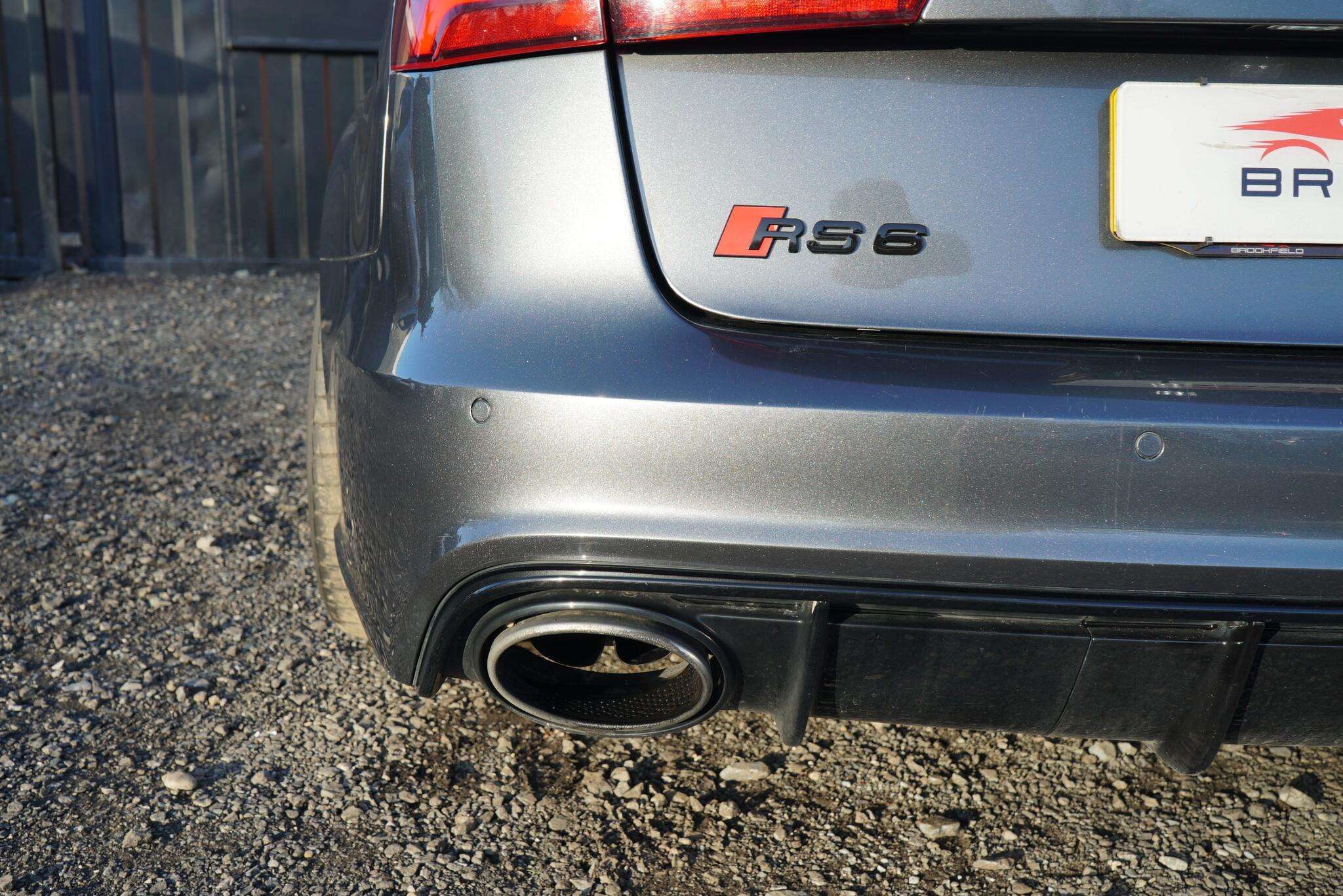 2015 AUDI RS6 AVANT 2015 AUDI RS6 AVANT