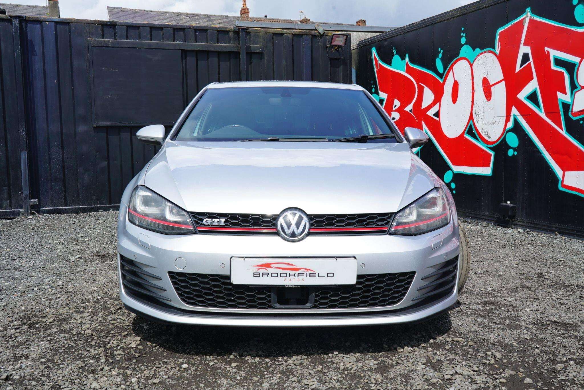 2017 VOLKSWAGEN GOLF 2017 VOLKSWAGEN GOLF
