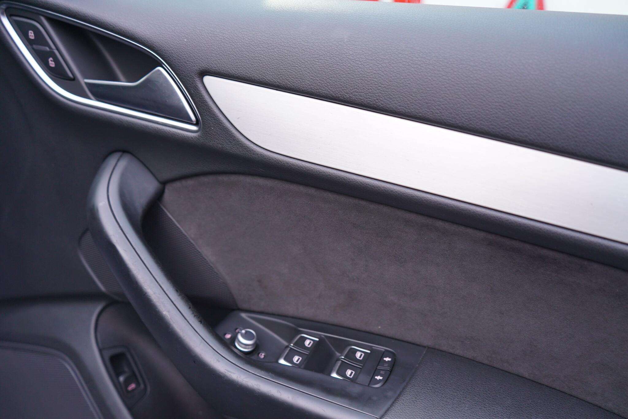 2015 AUDI Q3 2015 AUDI Q3