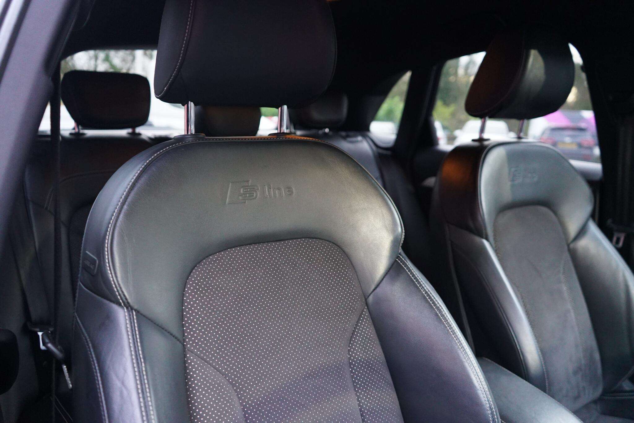 2015 AUDI Q3 2015 AUDI Q3