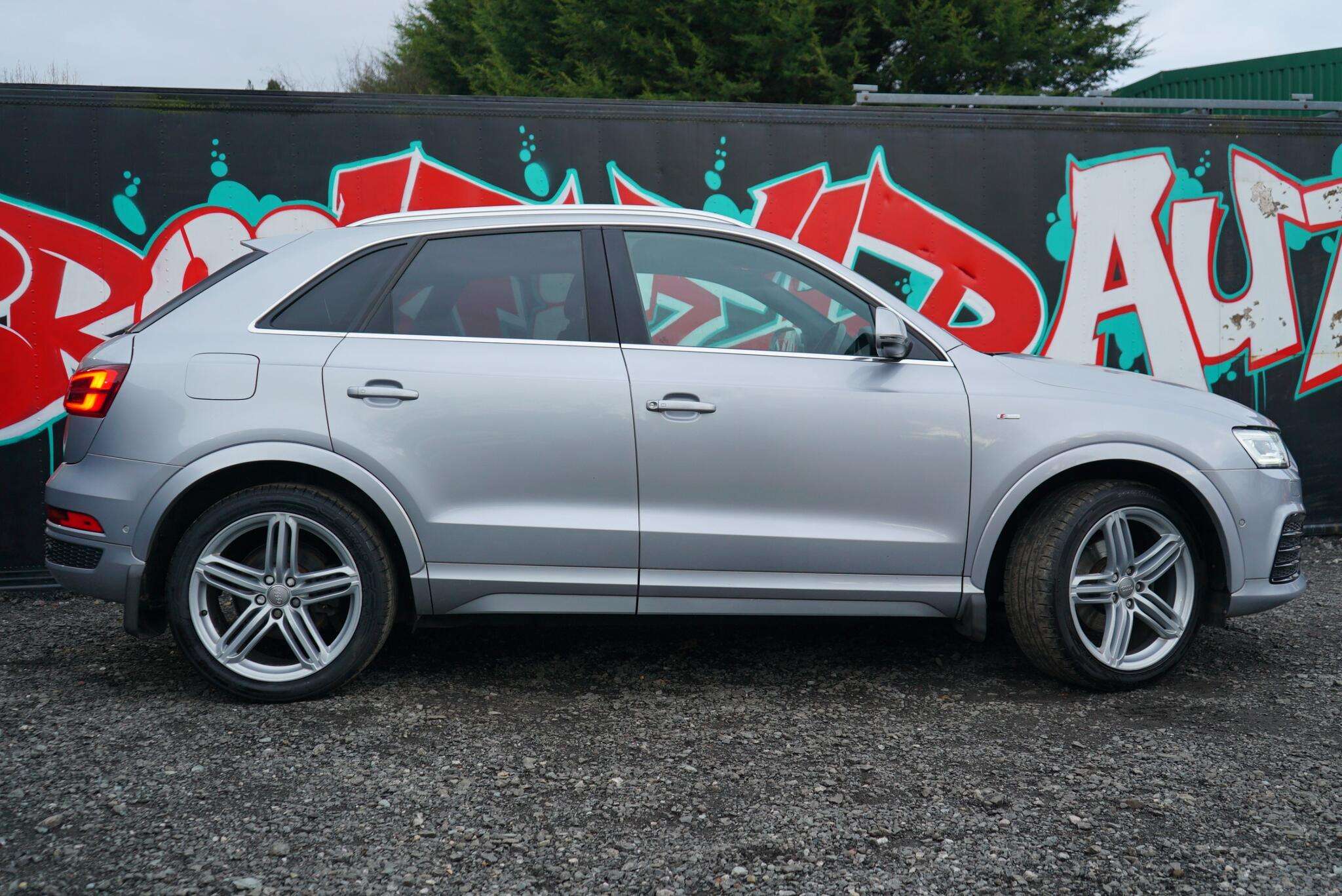 2015 AUDI Q3 2015 AUDI Q3