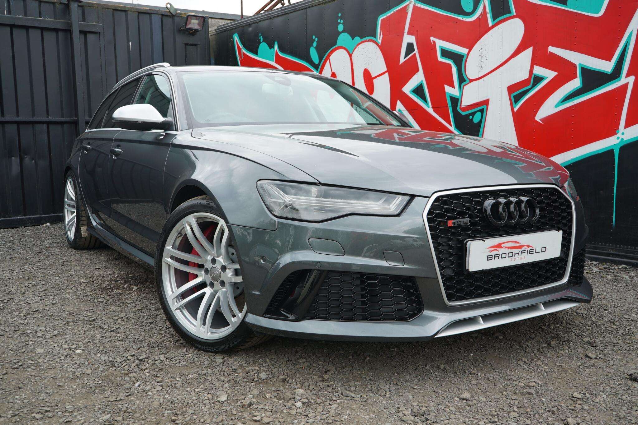 A 2015 AUDI RS6 AVANT 4.0 TFSI V8 Estate 5dr Petrol Tiptronic quattro Euro 6 (s/s) (560 ps) A 2015 AUDI RS6 AVANT 4.0 TFSI V8 Estate 5dr Petrol Tiptronic quattro Euro 6 (s/s) (560 ps)