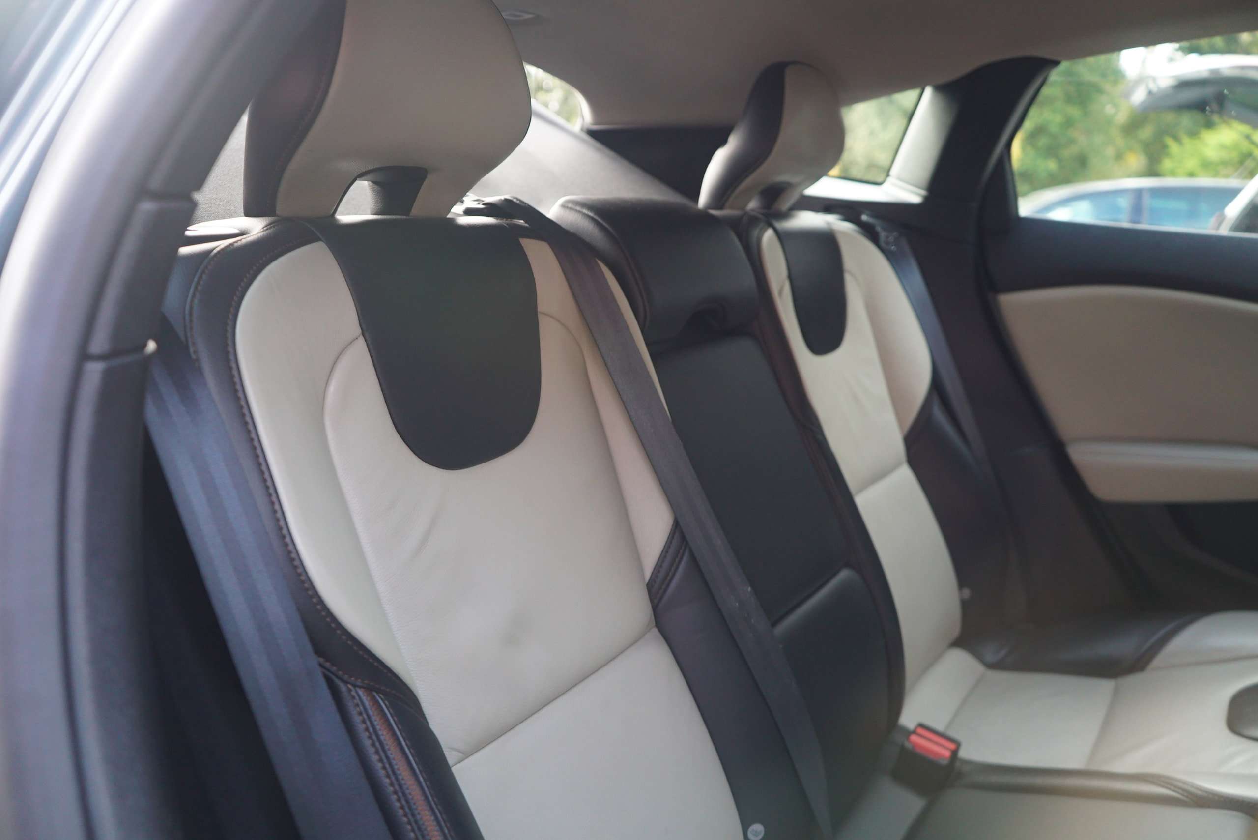 2013 VOLVO V40 CROSS COUNTRY 2013 VOLVO V40 CROSS COUNTRY