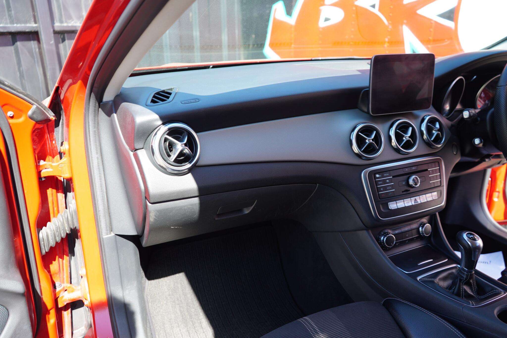 2019 MERCEDES-BENZ GLA 2019 MERCEDES-BENZ GLA