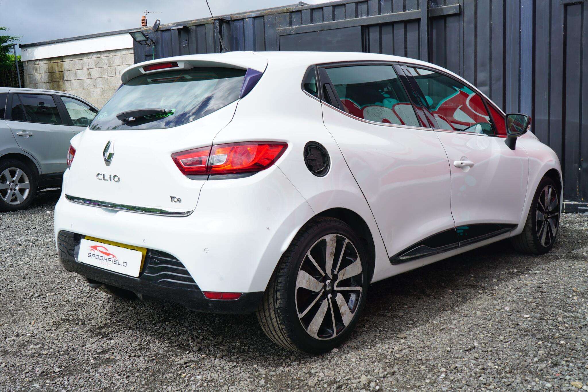 2016 RENAULT CLIO 2016 RENAULT CLIO