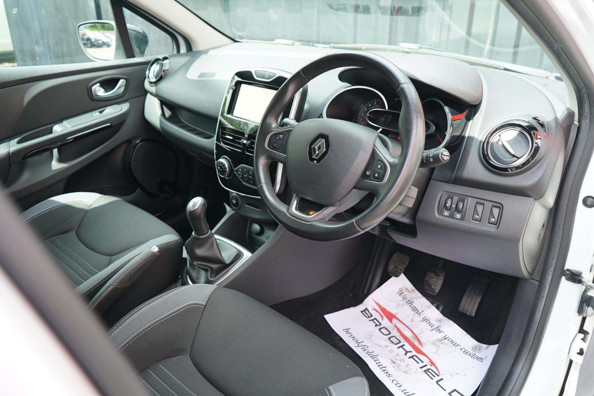 2016 RENAULT CLIO 2016 RENAULT CLIO