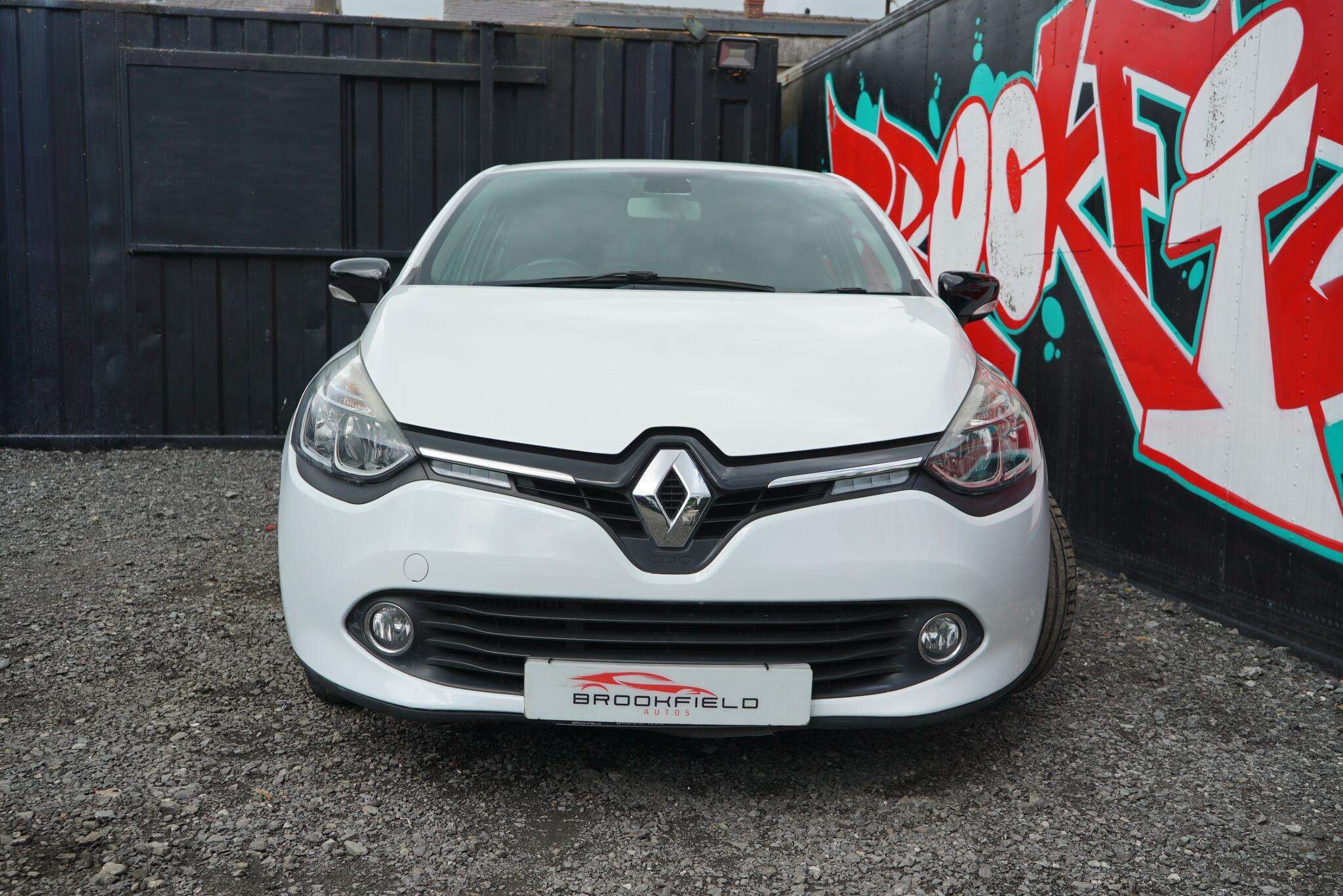 2016 RENAULT CLIO 2016 RENAULT CLIO